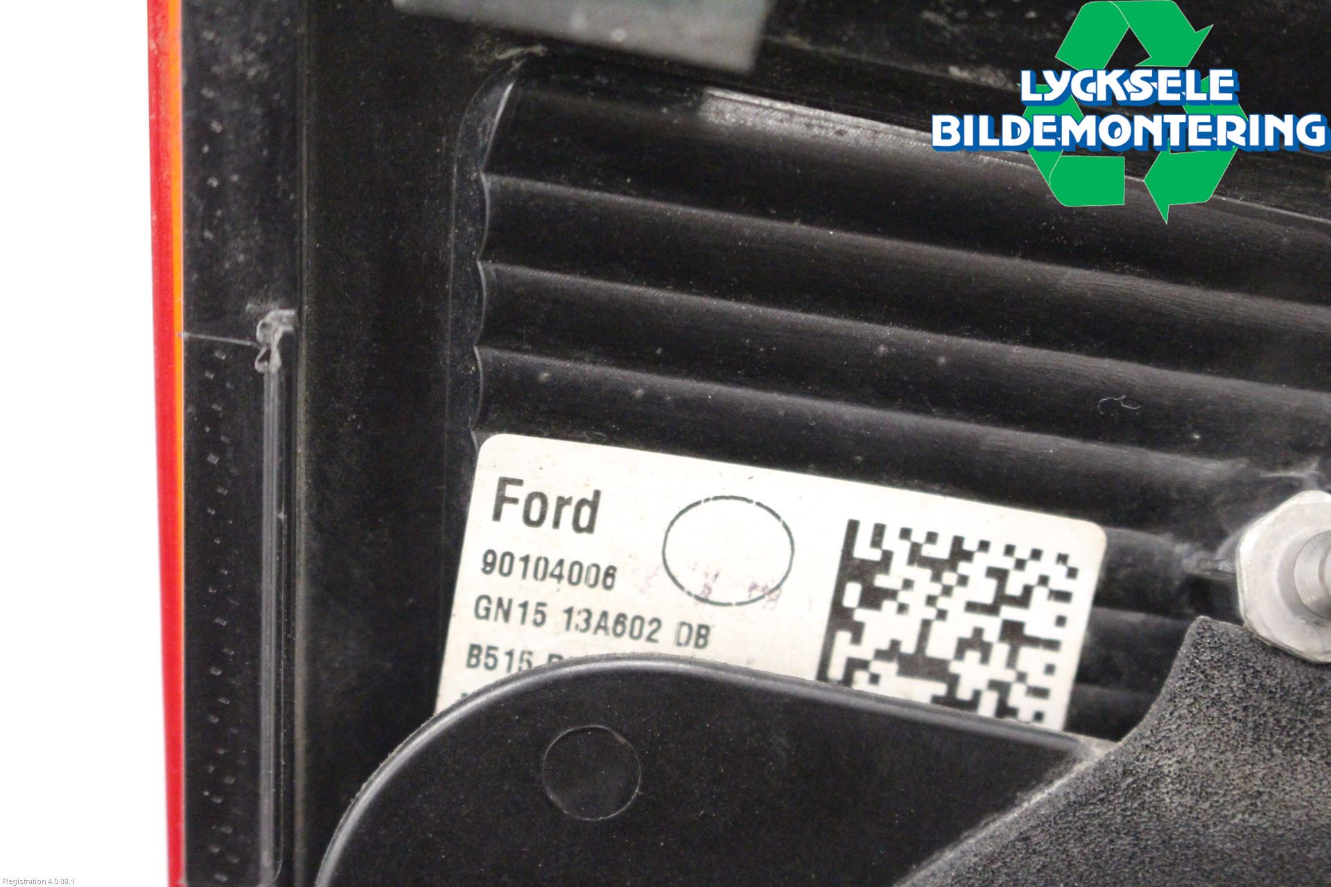 Ford ECOSPORT 17- Bakljus Lucka Hö