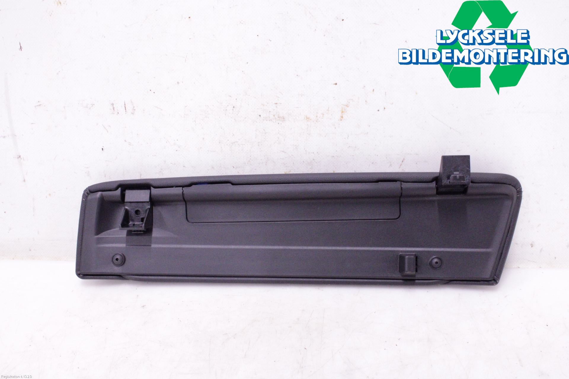 BMW 5 G30/G31/F90 17-23 Inredning Armstöd