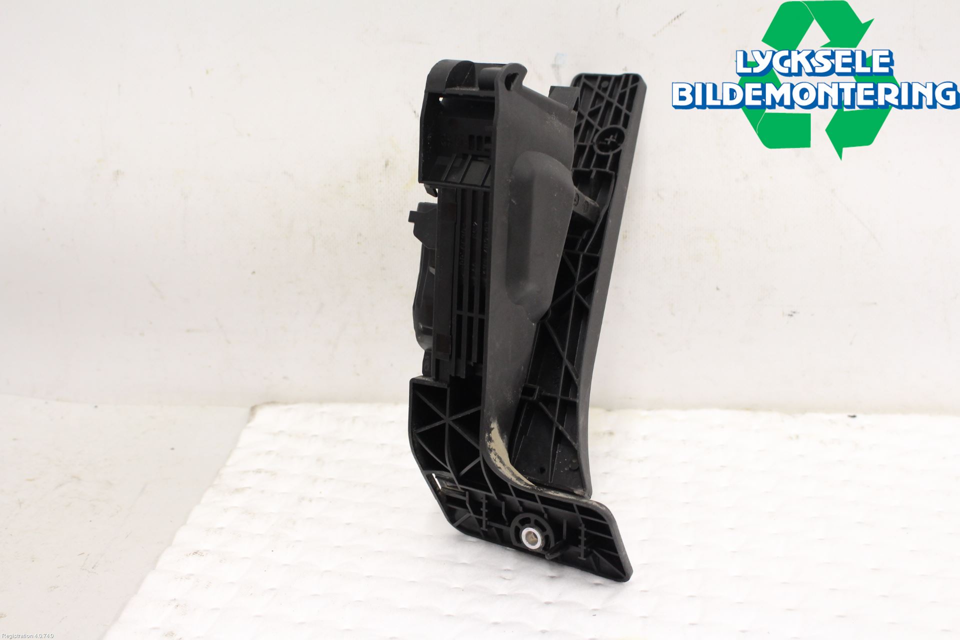 BMW 3 F30/F31/F80 12-19 Gaspedal