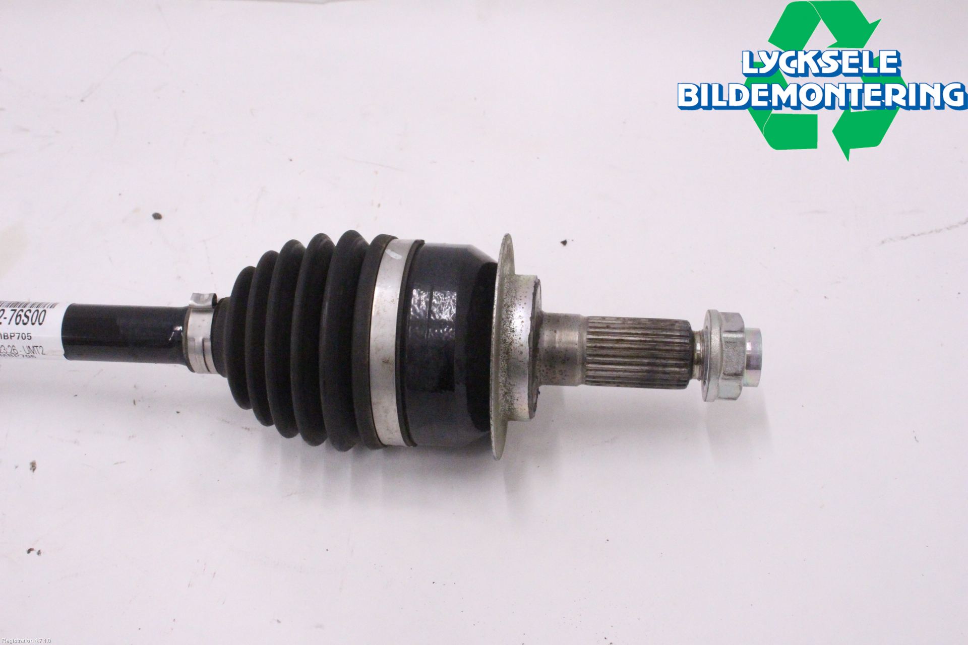 Suzuki VITARA 15- Drivaxel Fram Vänster