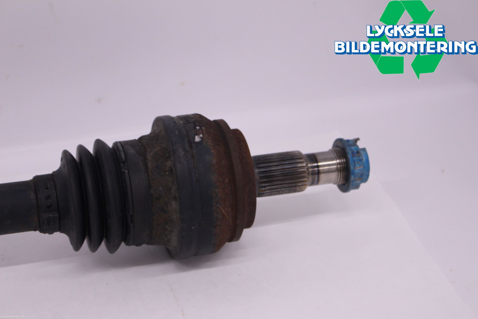 Mercedes-Benz MB E-KLASS (W213) 16-23 Drivaxel Bak Höger
