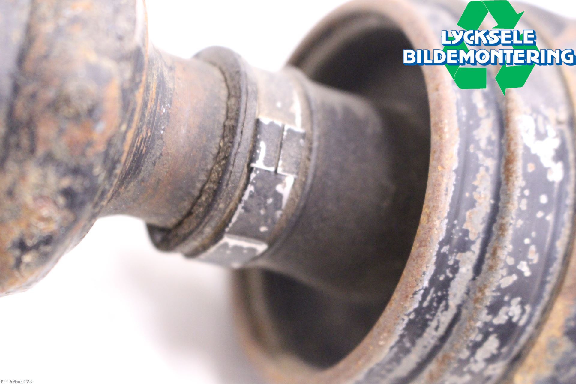 Mitsubishi L200 06-15 Mellanaxel Främre