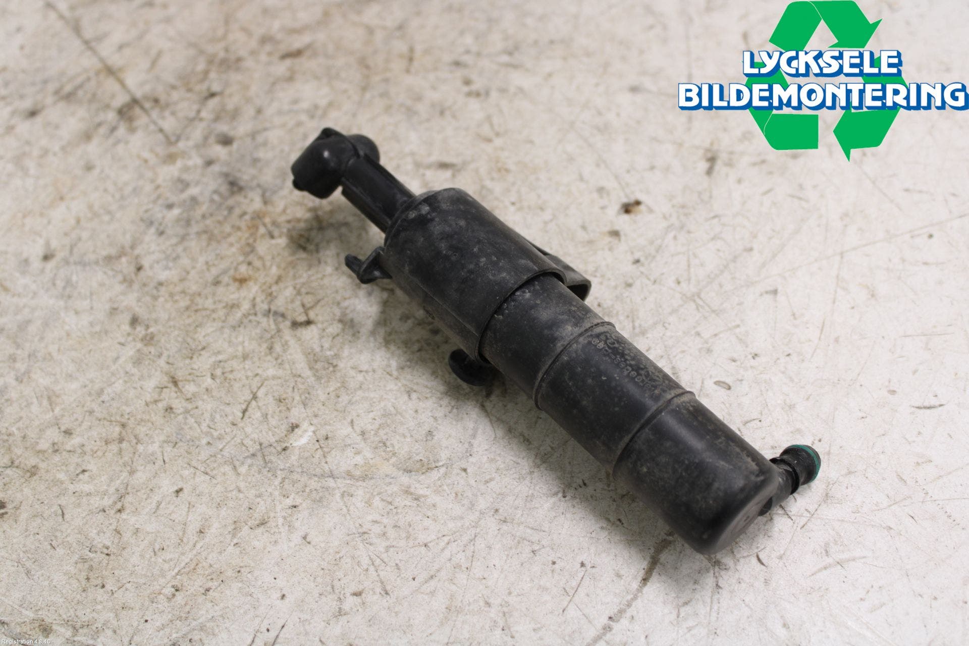 Mercedes-Benz MB C-KLASS (W204) 07-15 Spolarmunstycke Strålkastare