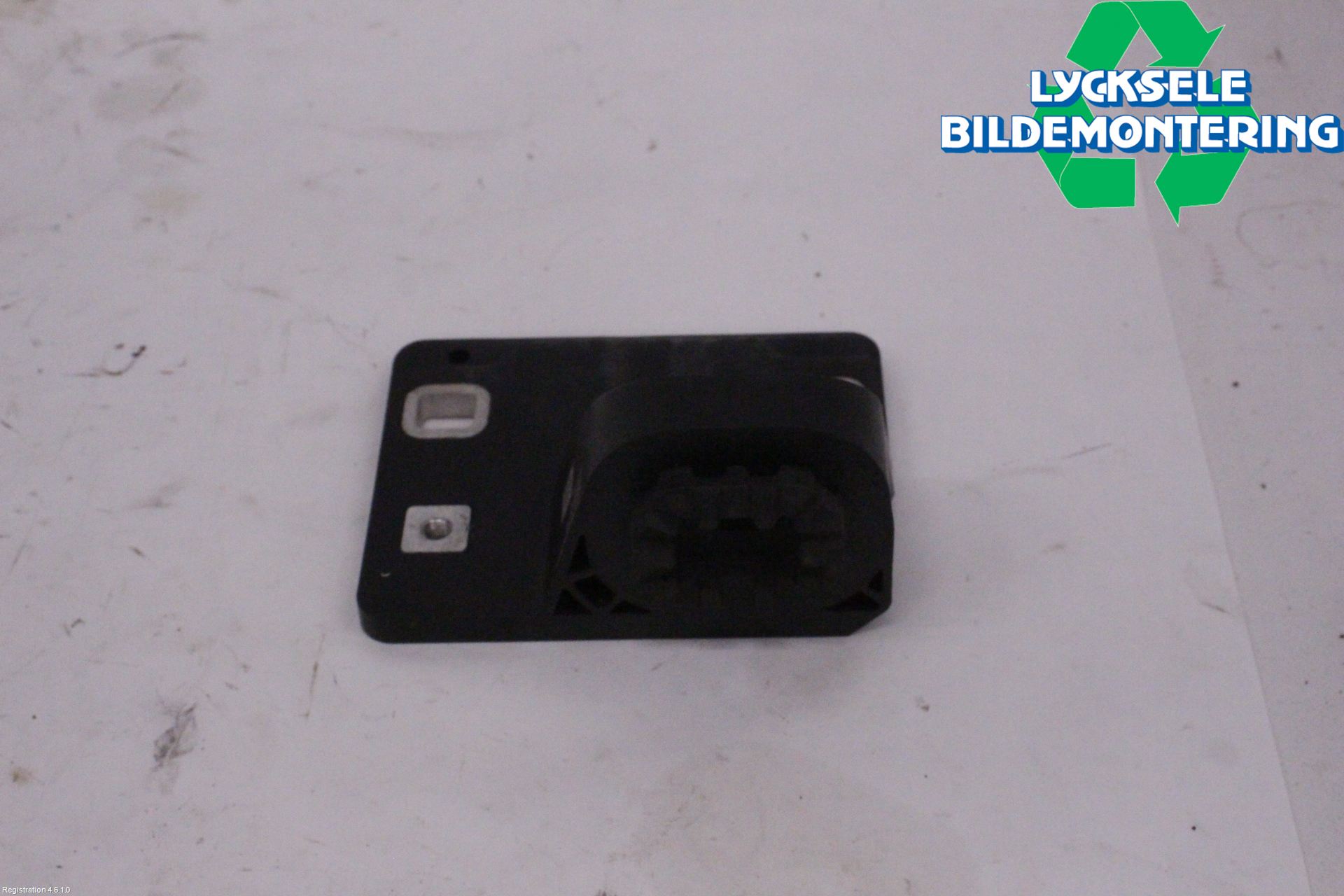 Cupra BORN 22- Kylarfäste-Ram-Balk