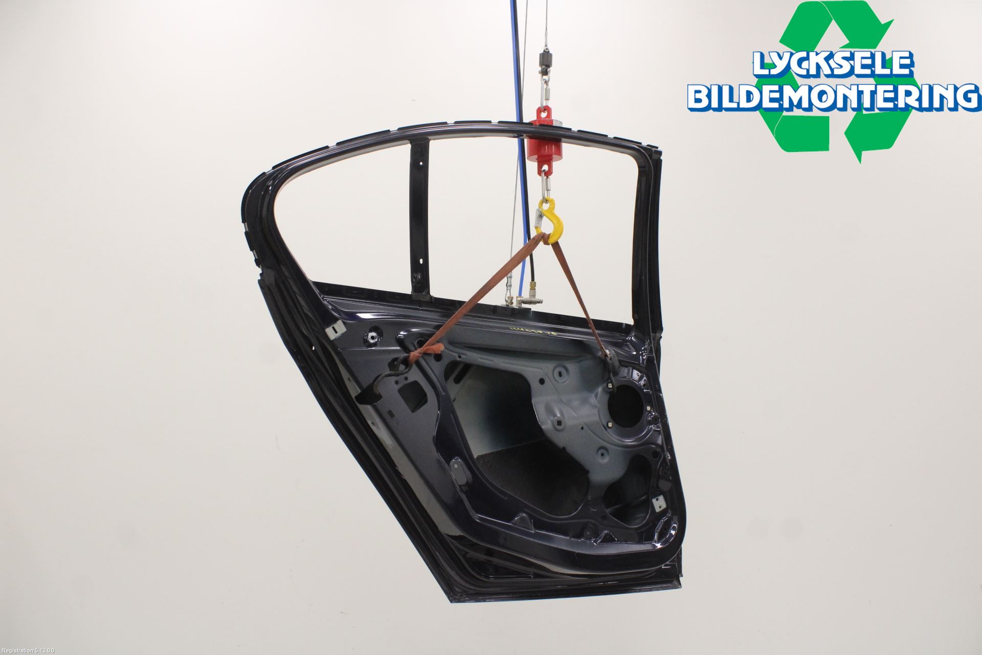BMW 3 F30/F31/F80 12-19 Dörr Bak Vänster