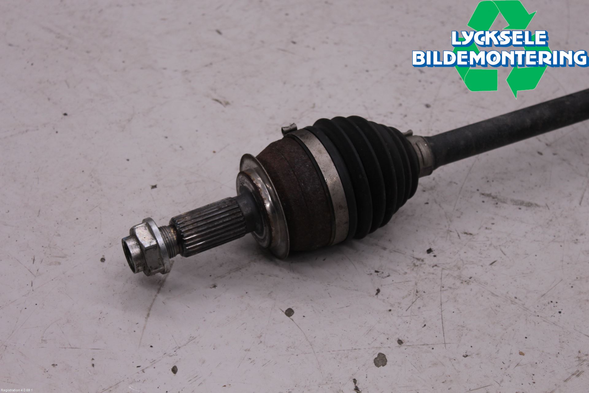 Subaru XV 12-17 Drivaxel Fram Vänster
