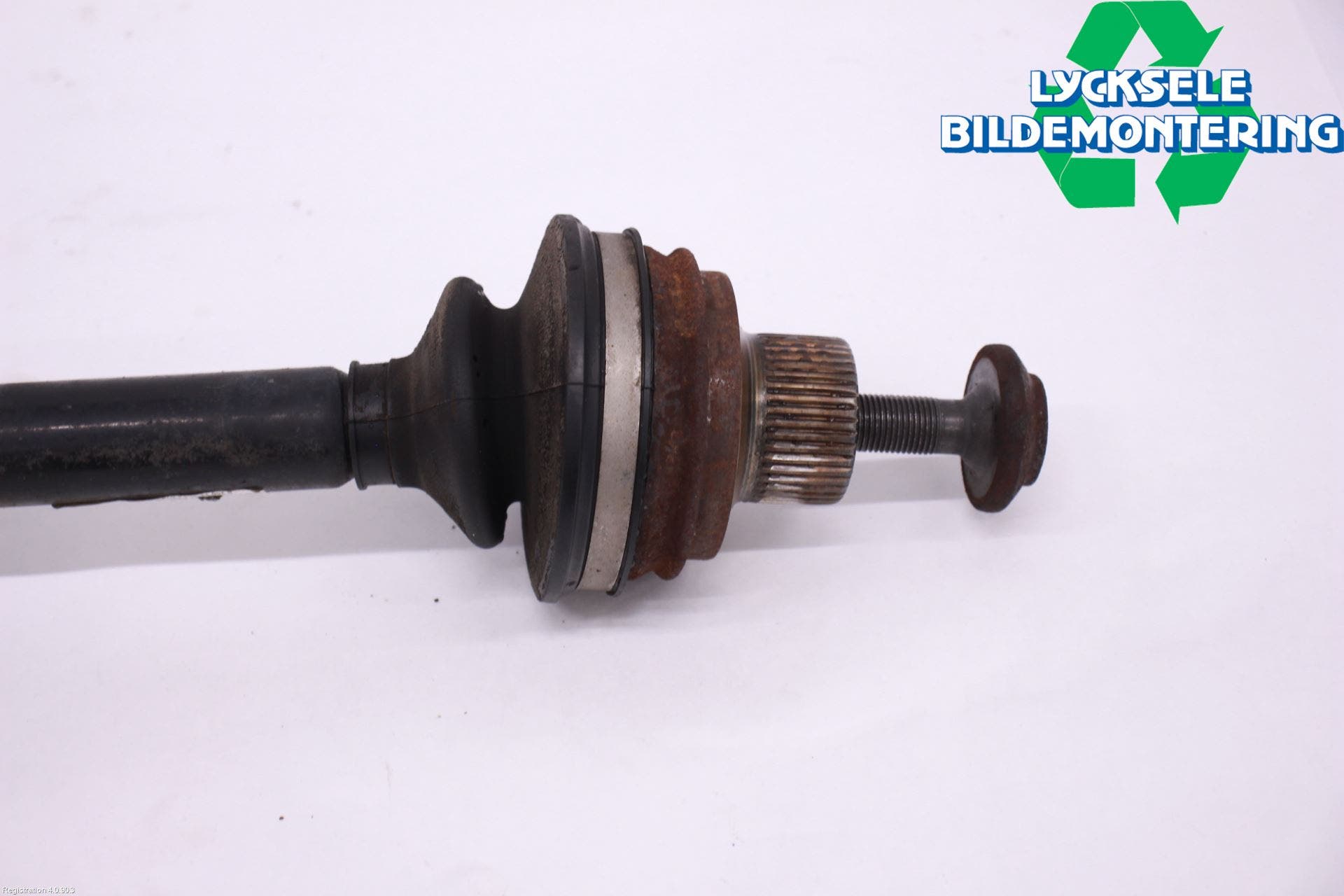 Audi A4/S4 08-11 Drivaxel Bak Höger