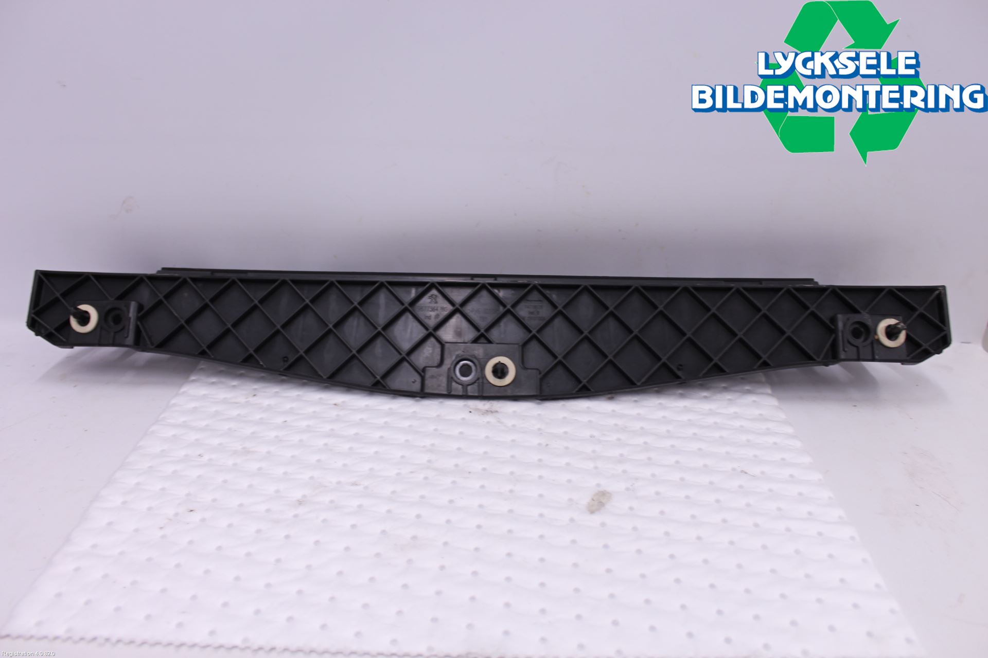 Peugeot 308 14-21 Stötfångare Deformelement Bak