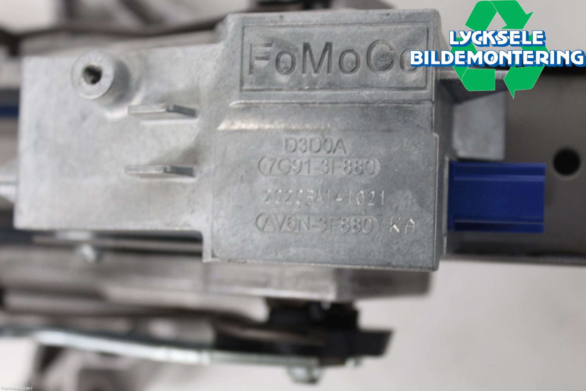 Ford MONDEO 15-22 Rattaxelagg Justerbart