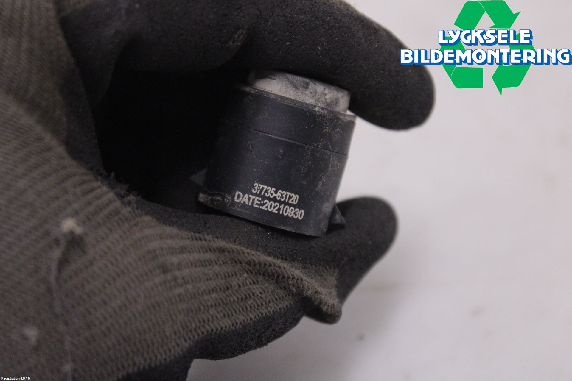 Suzuki SX4 S-CROSS 22- Parkeringshjälp Backsensor