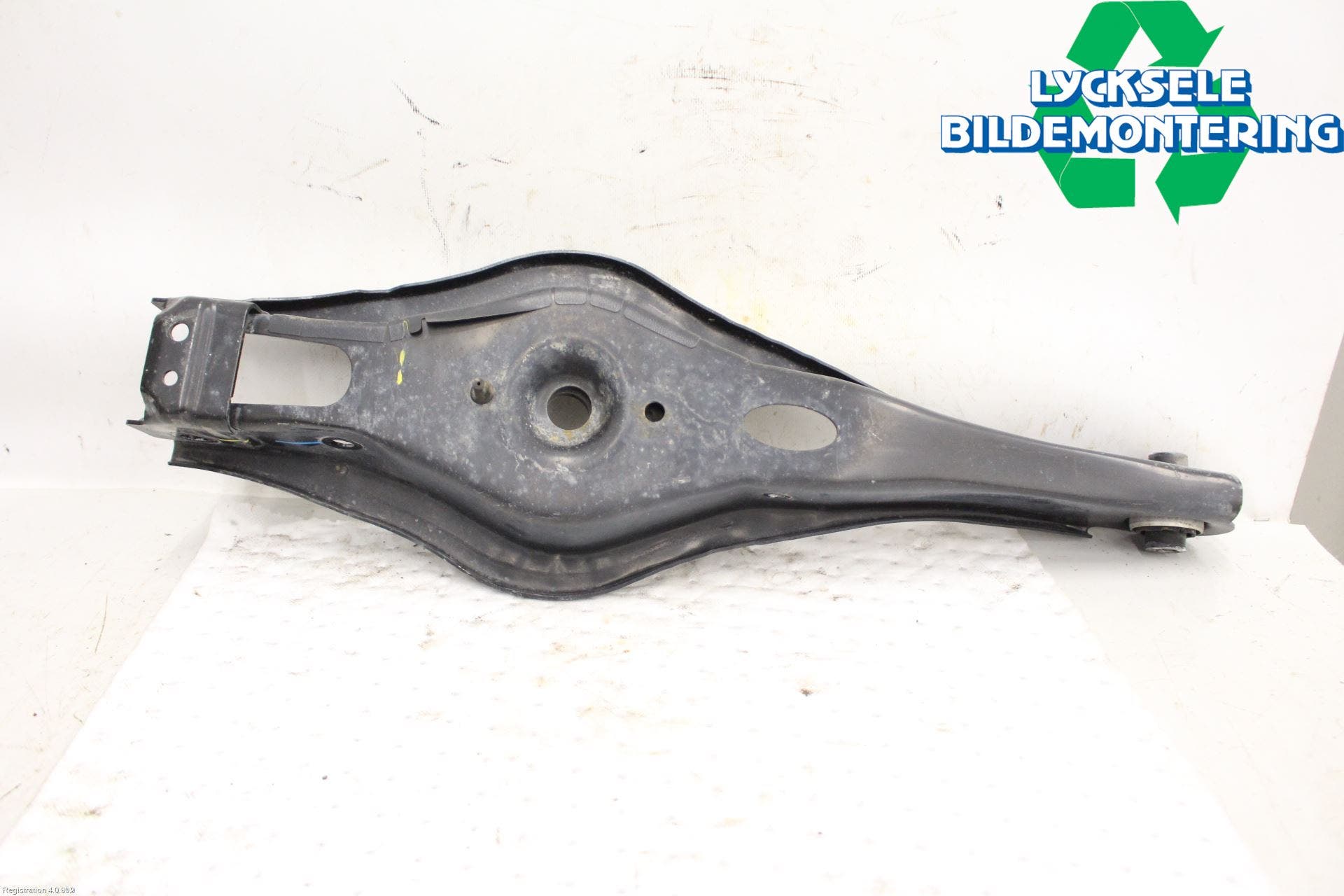 Kia NIRO (DE) 17-22 Bärarm Bak Höger