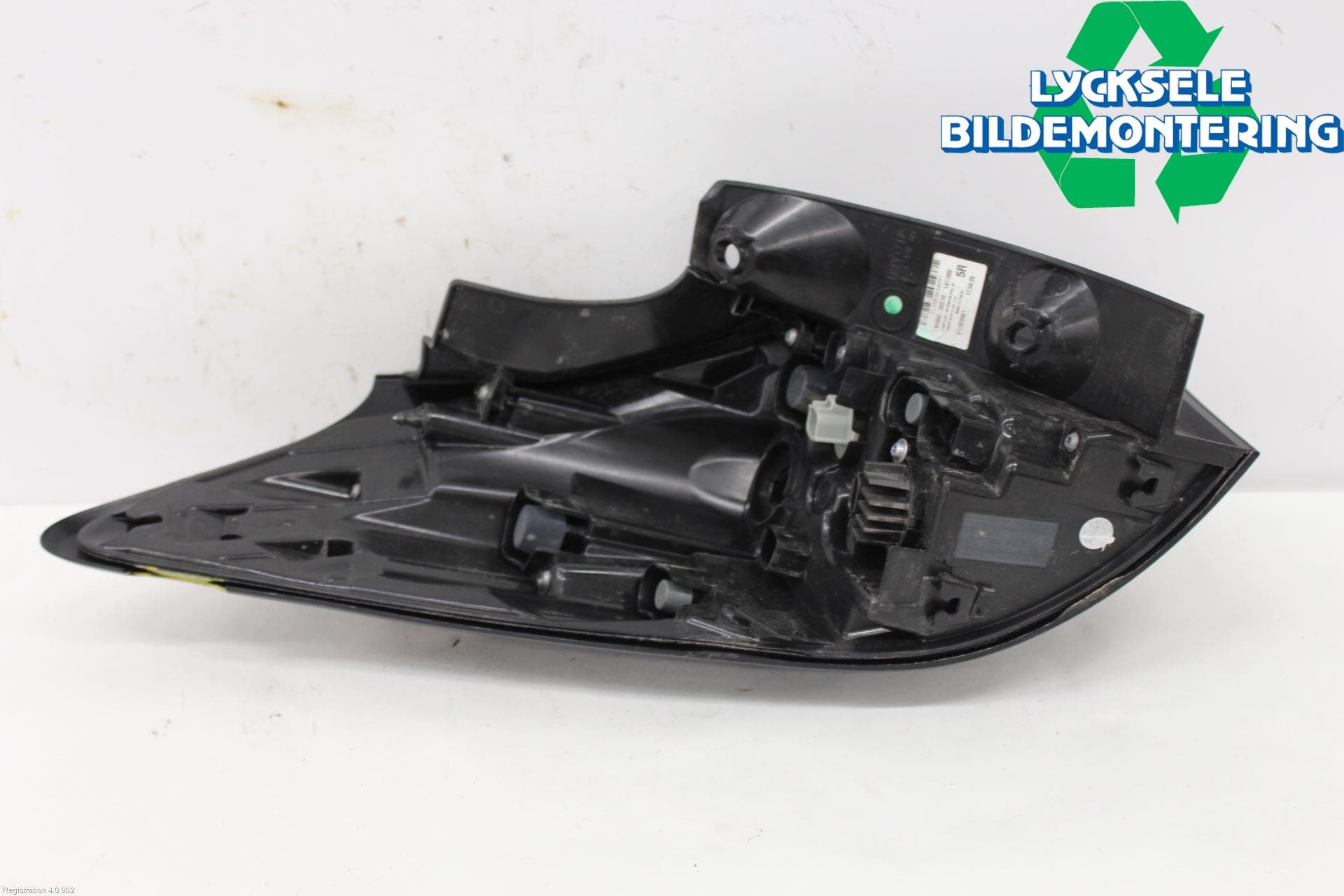 Toyota YARIS CROSS XP21 21- Bakljus Höger