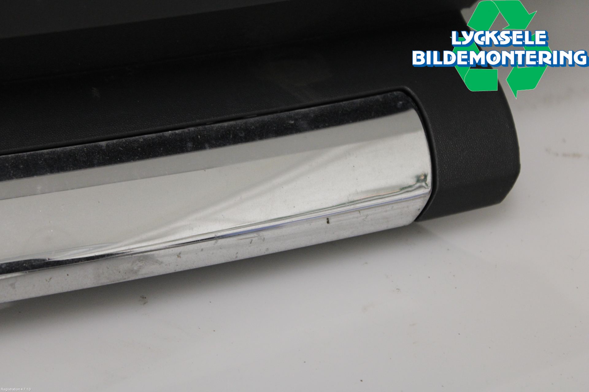 Ford TRANSIT/TOURNEO CUSTOM 13-24 Grill Komp