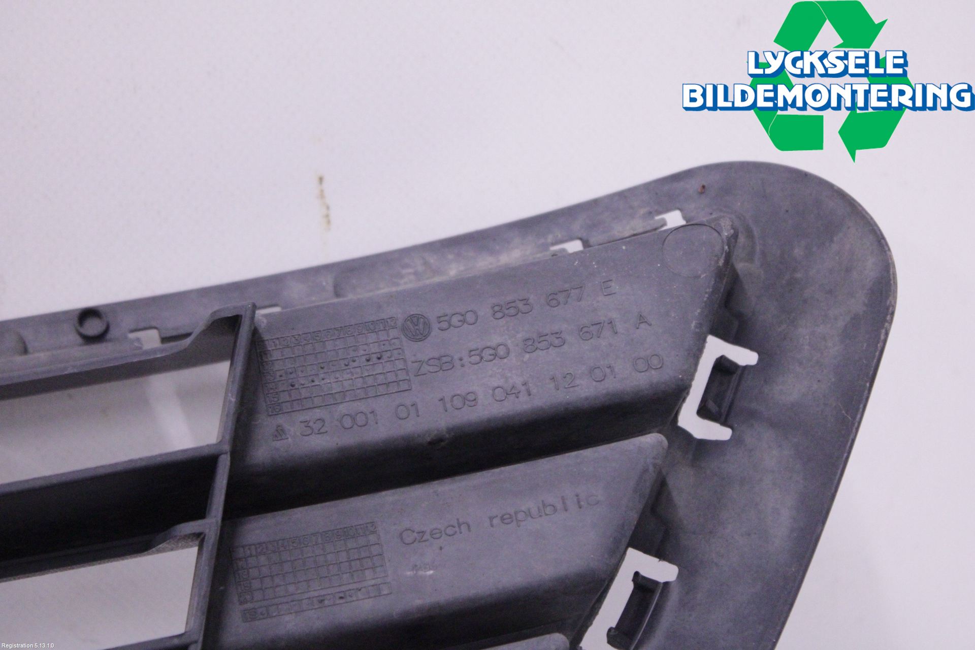 Volkswagen VW GOLF / E-GOLF VII 13-20 Grill-Galler