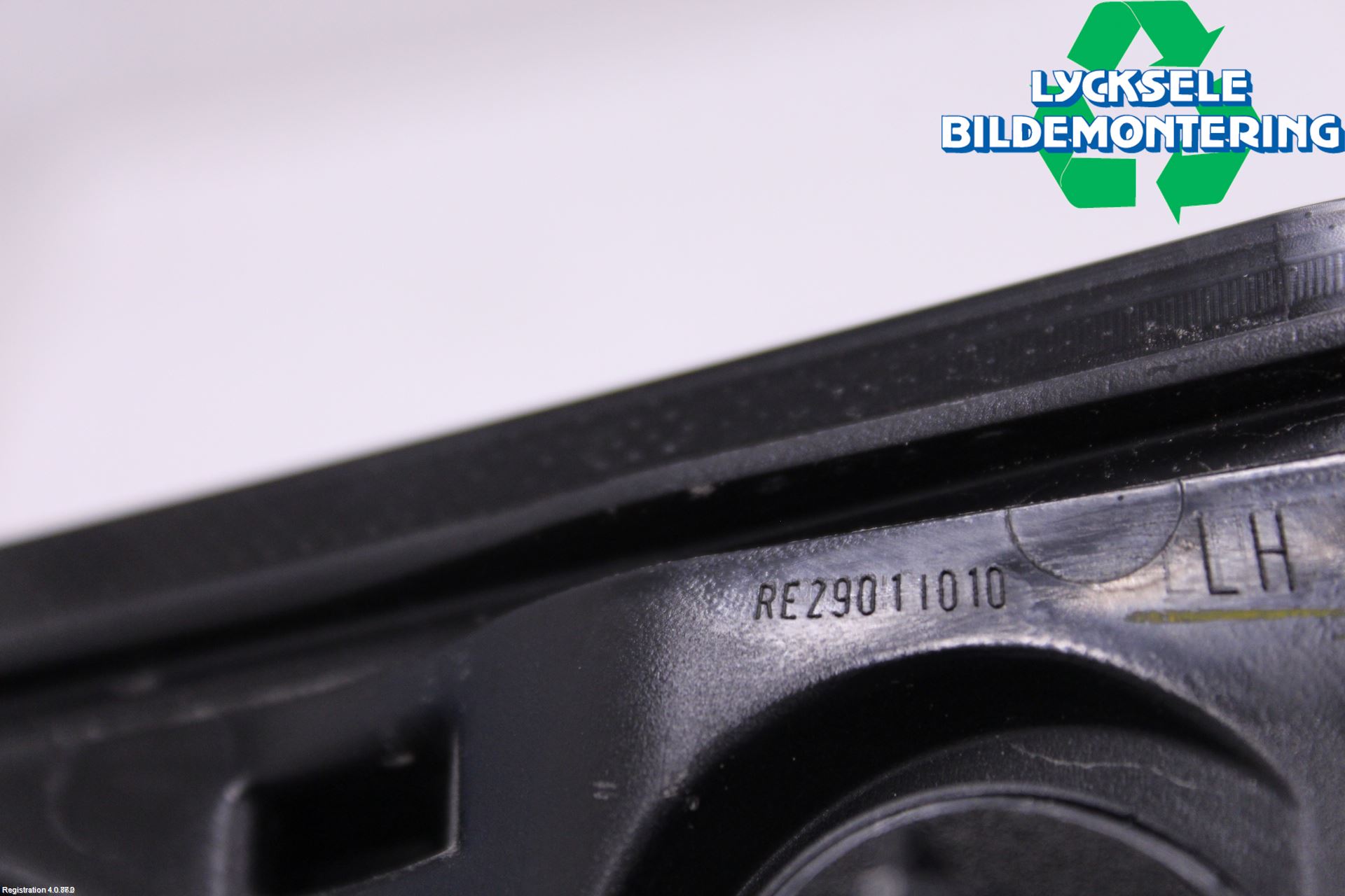 Peugeot 2008/E-2008 20- Bakljus Lucka Vä