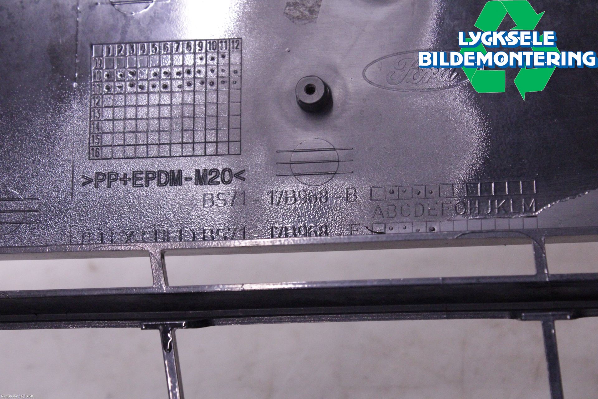 Ford MONDEO 07-15 Grill-Galler