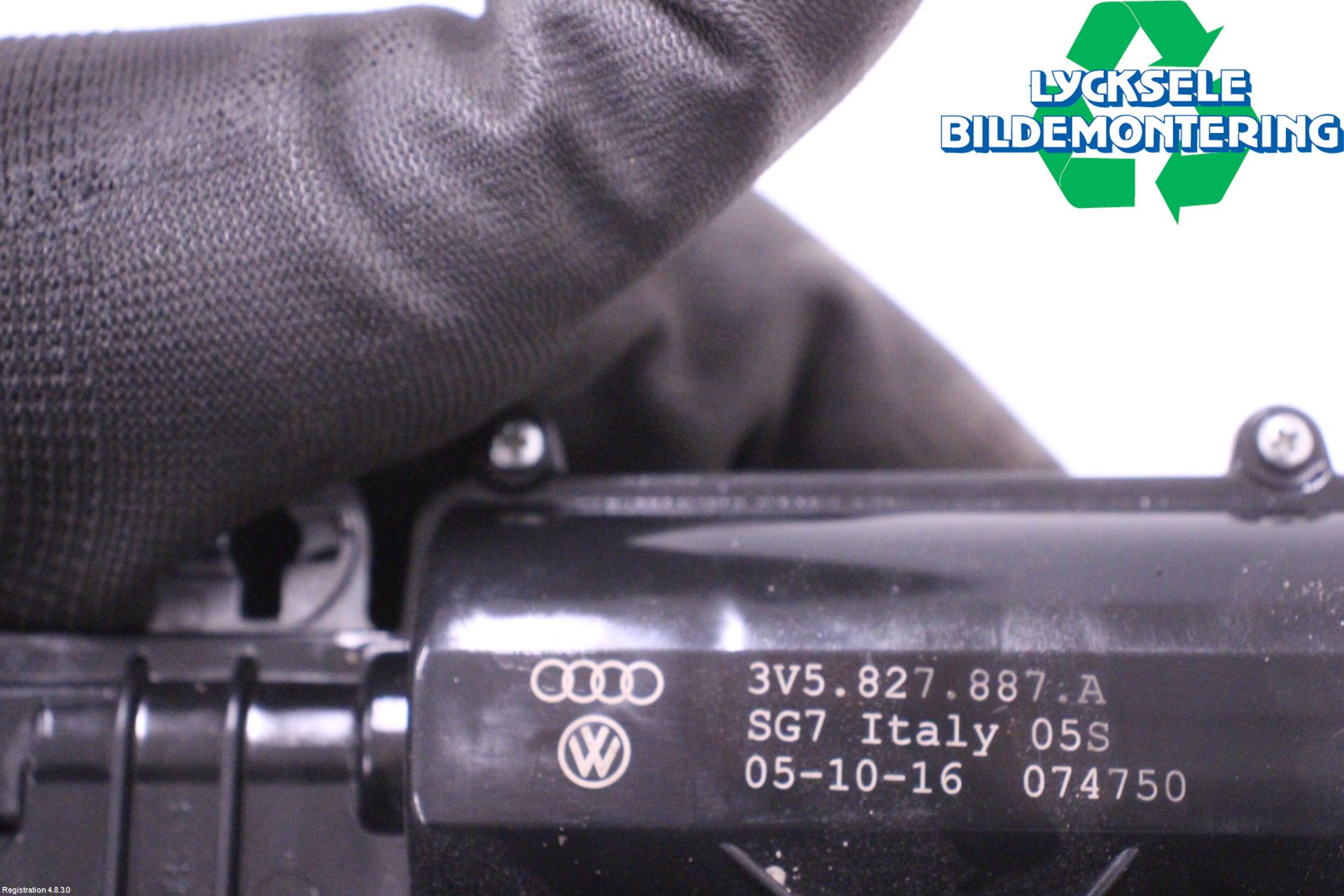 Audi A4/S4 B9 16-19 Bakluckeöppnare Automatisk