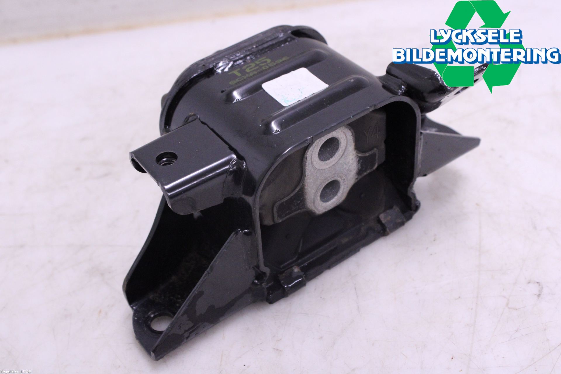 Kia STONIC 18->> Växellådsfäste