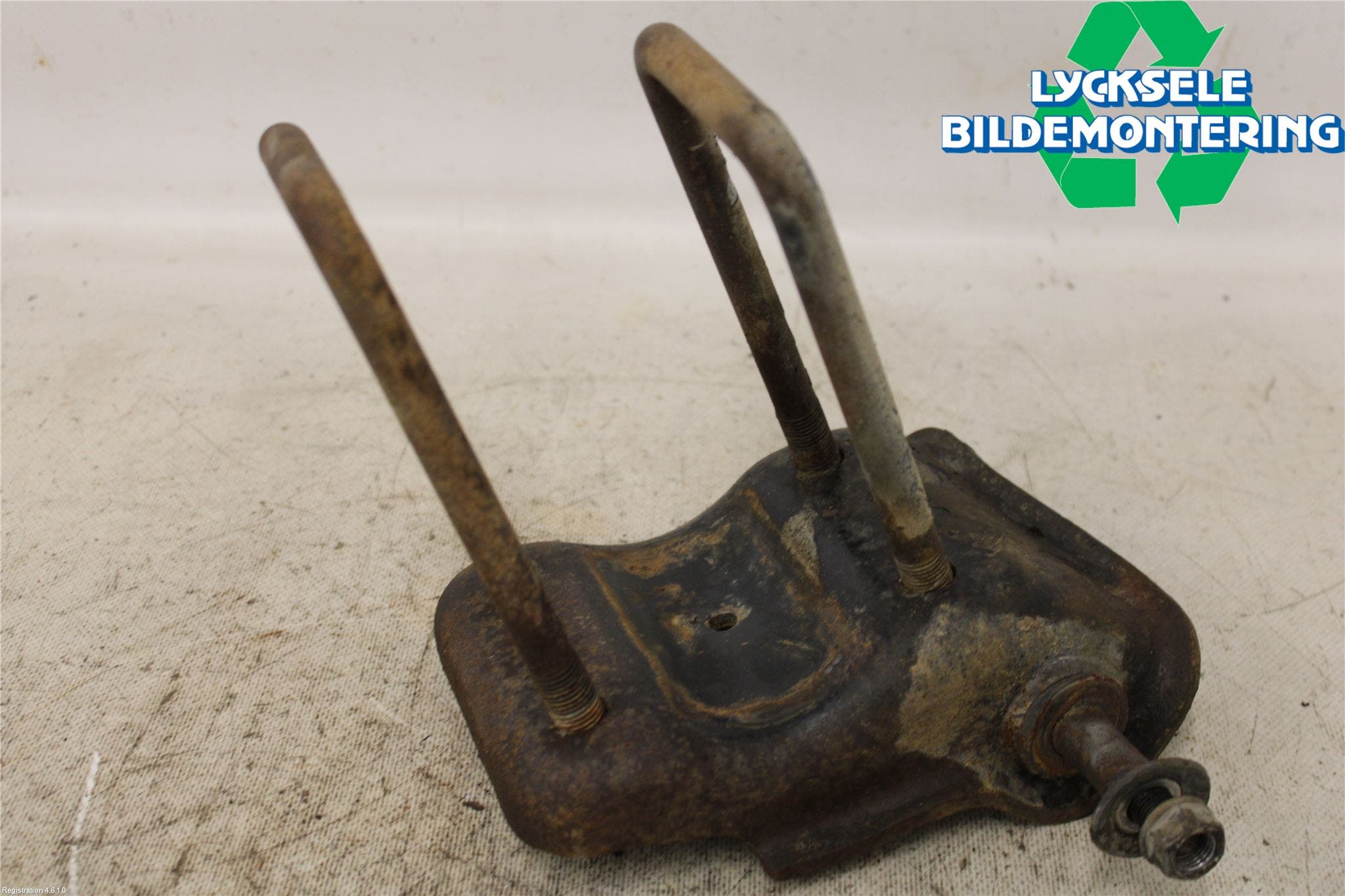 Isuzu D-MAX Bladfjäderhänke Bak