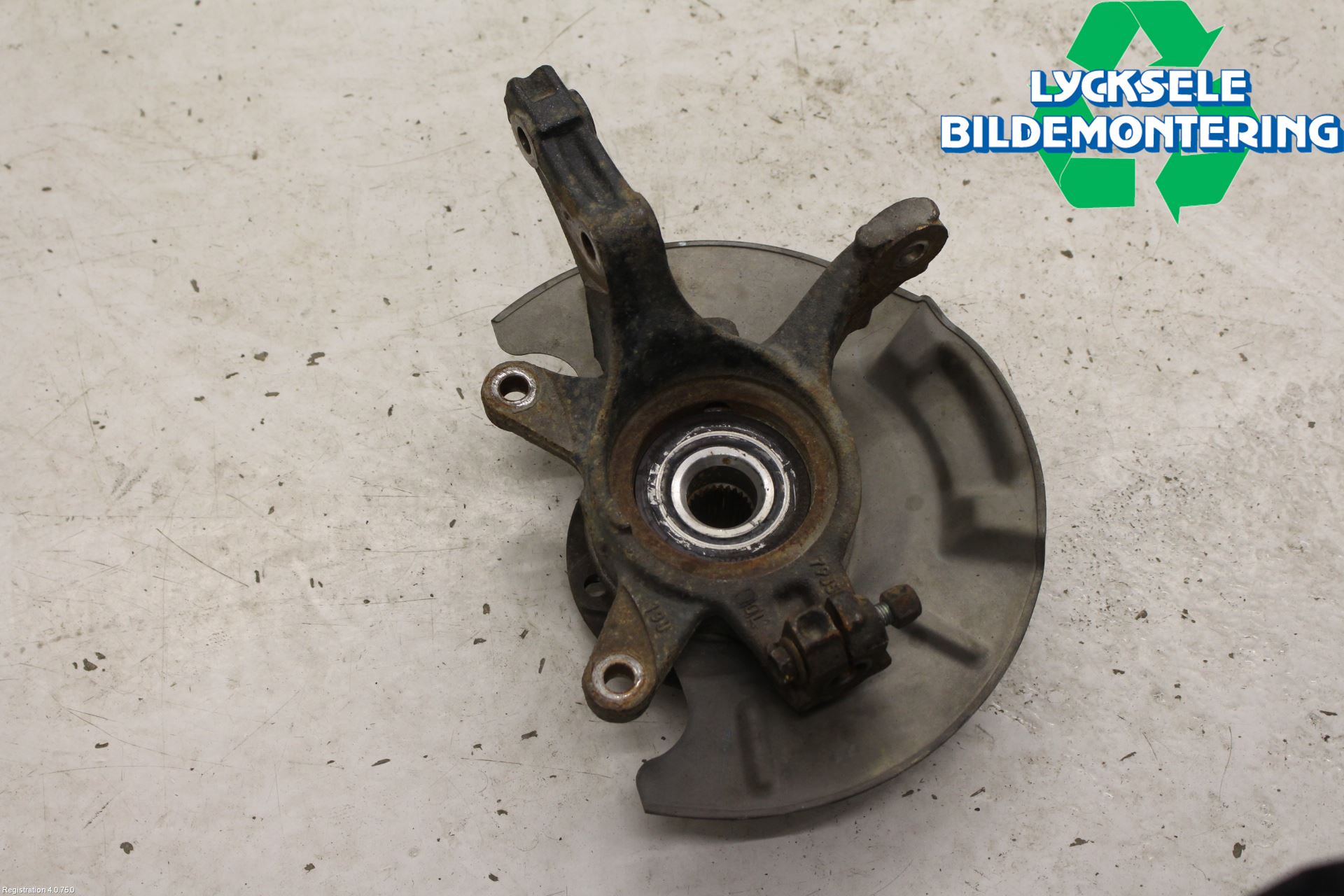 Suzuki SX4 10-13 Styrspindel Lagerhus Hö