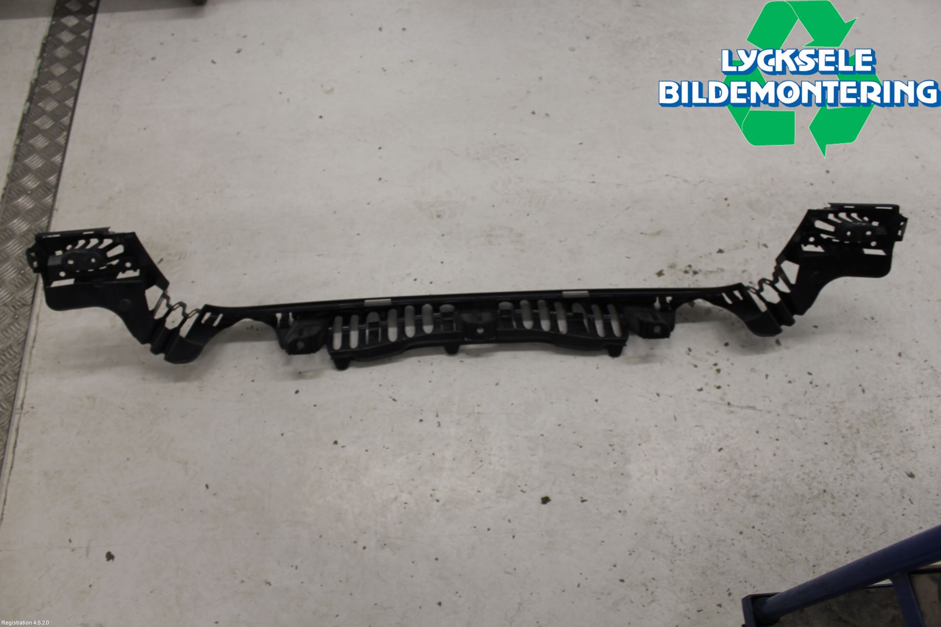 BMW 3 F30/F31/F80 12-19 Stötfångare Deformelement Bak