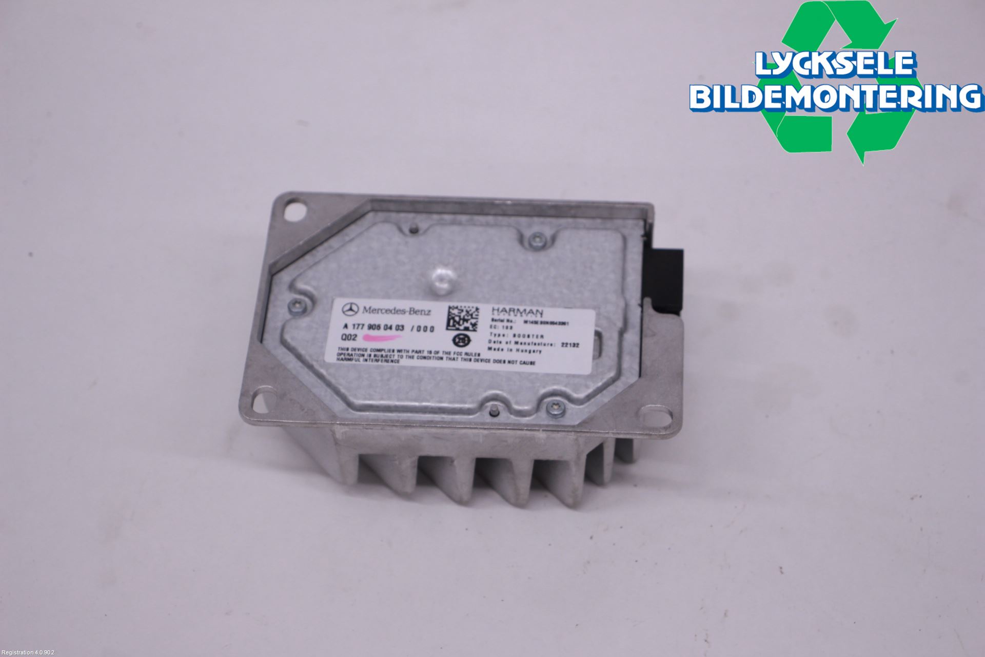 Mercedes-Benz MB EQB (X243) 22- Radio-Stereo Förstärkare