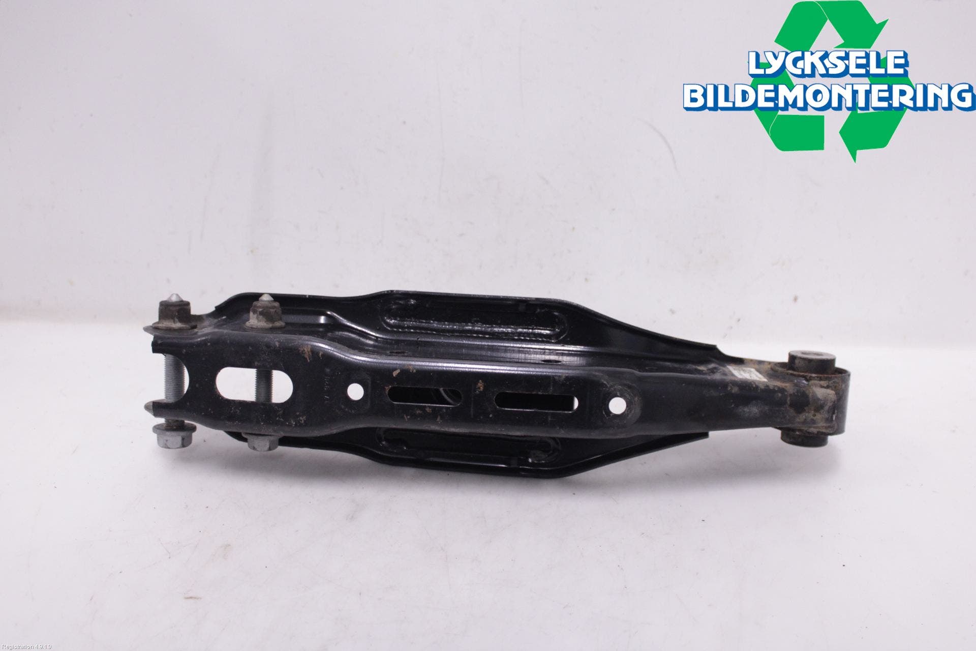 Volkswagen VW ID.3 21- Bärarm Bak Vä-Hö