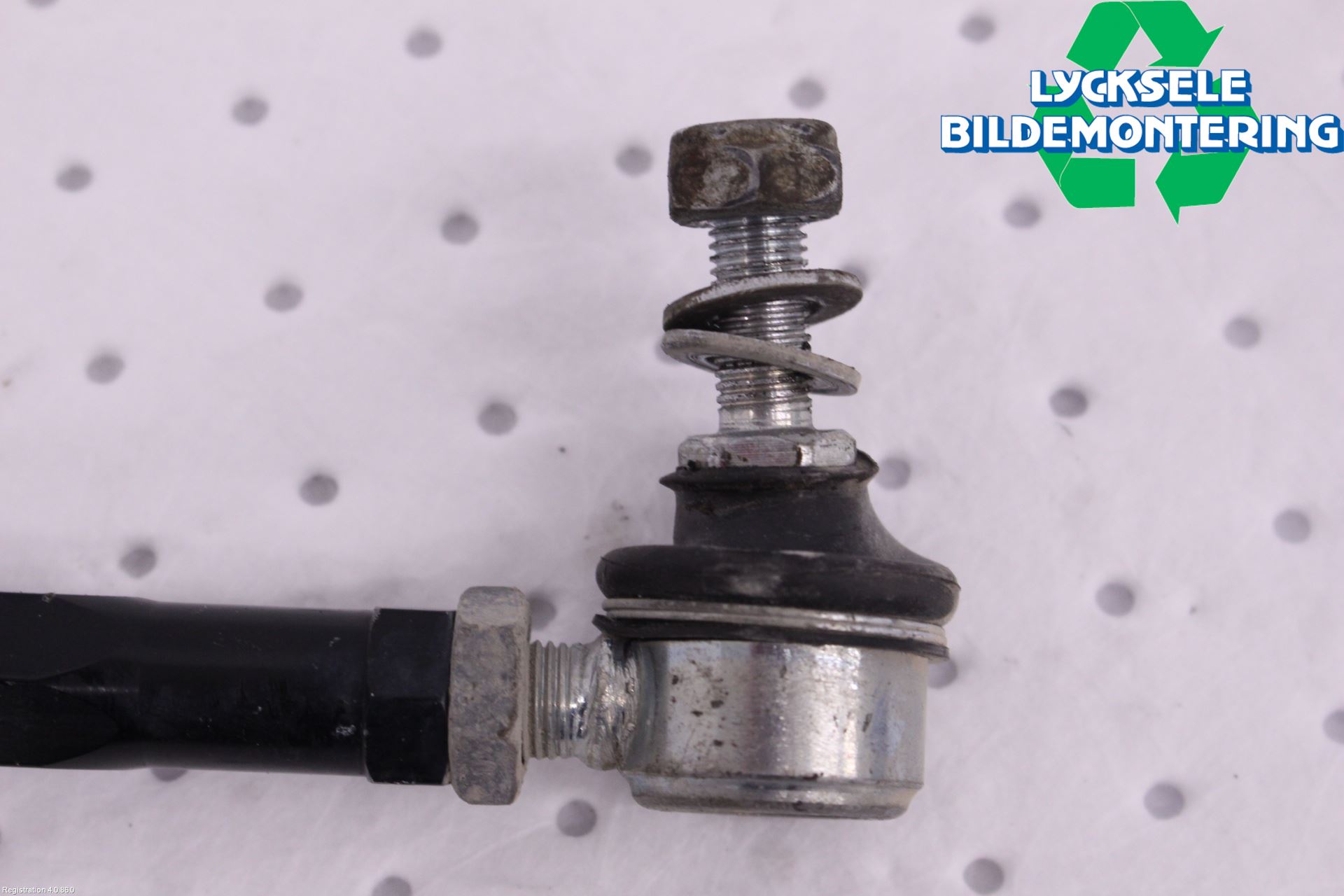 Nissan PATROL Bärarmsstag Fram Höger