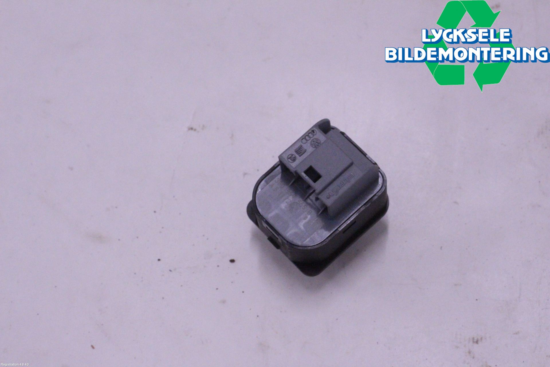 Volkswagen VW TIGUAN 24- Strömställare Spegel