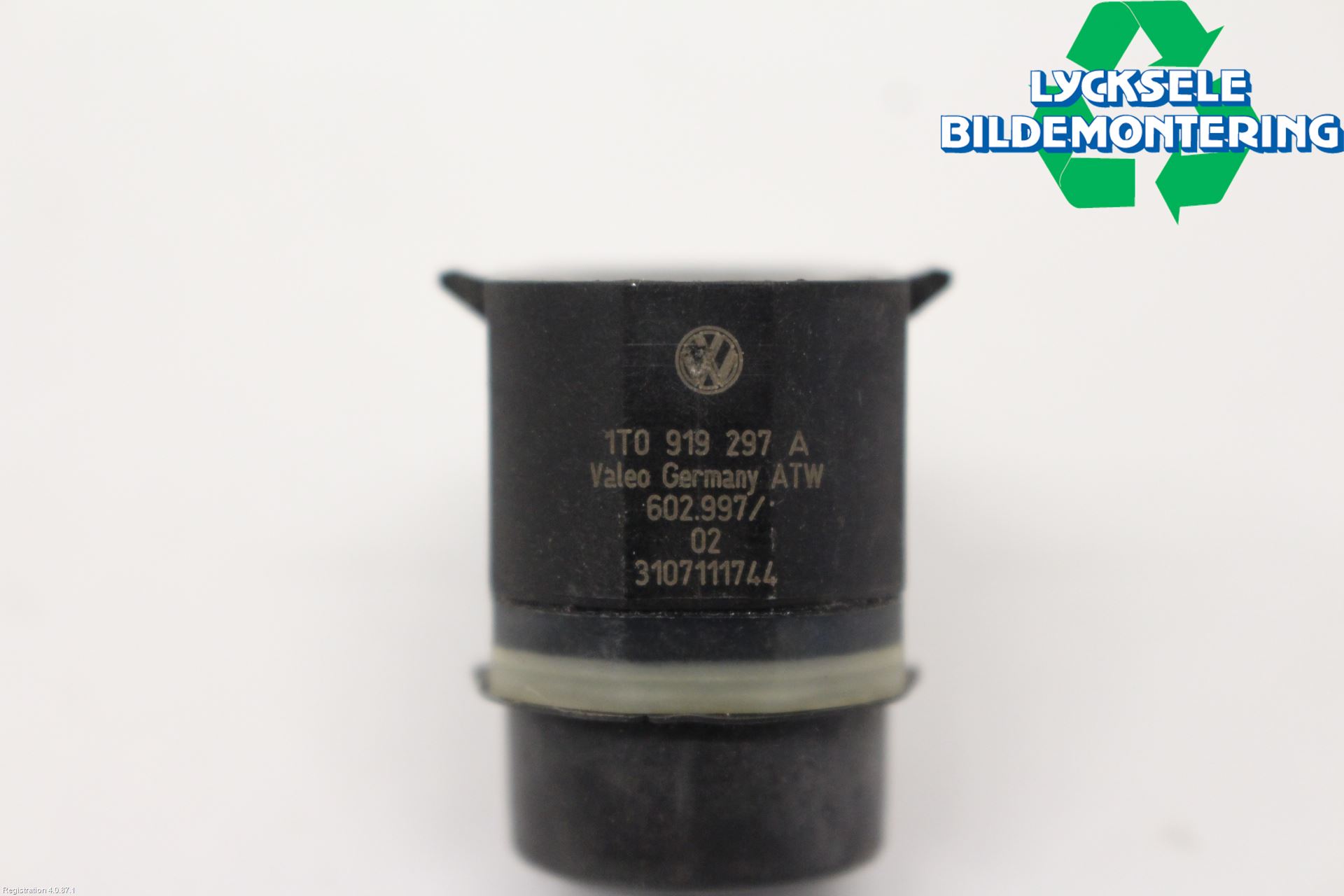 Skoda SUPERB 09-15 Parkeringshjälp Frontsensor