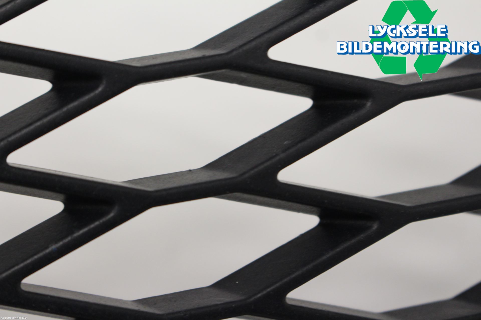 Audi Q7/SQ7 Grilldel Vänster