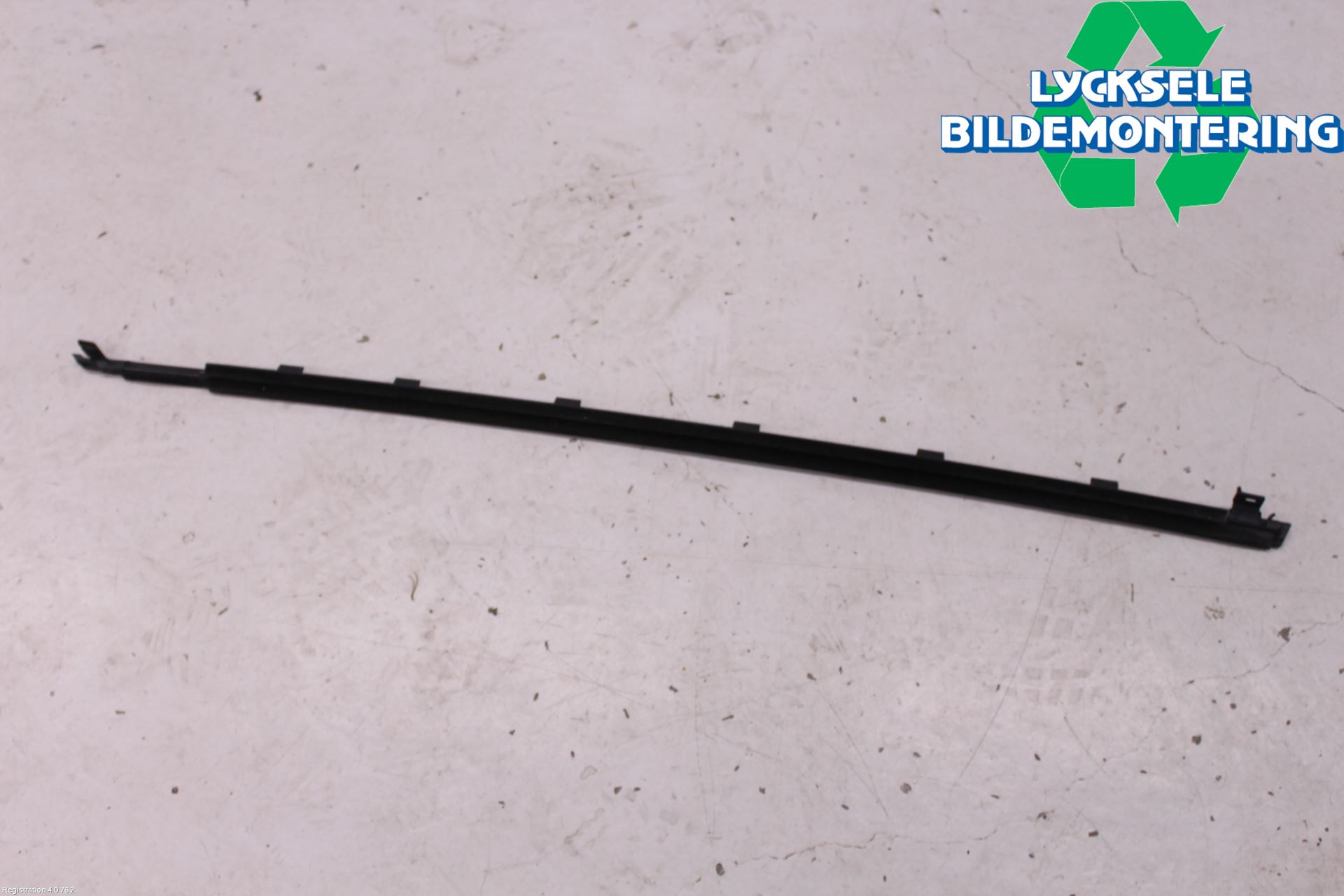 Ford MUSTANG VI 15-22 List Vä