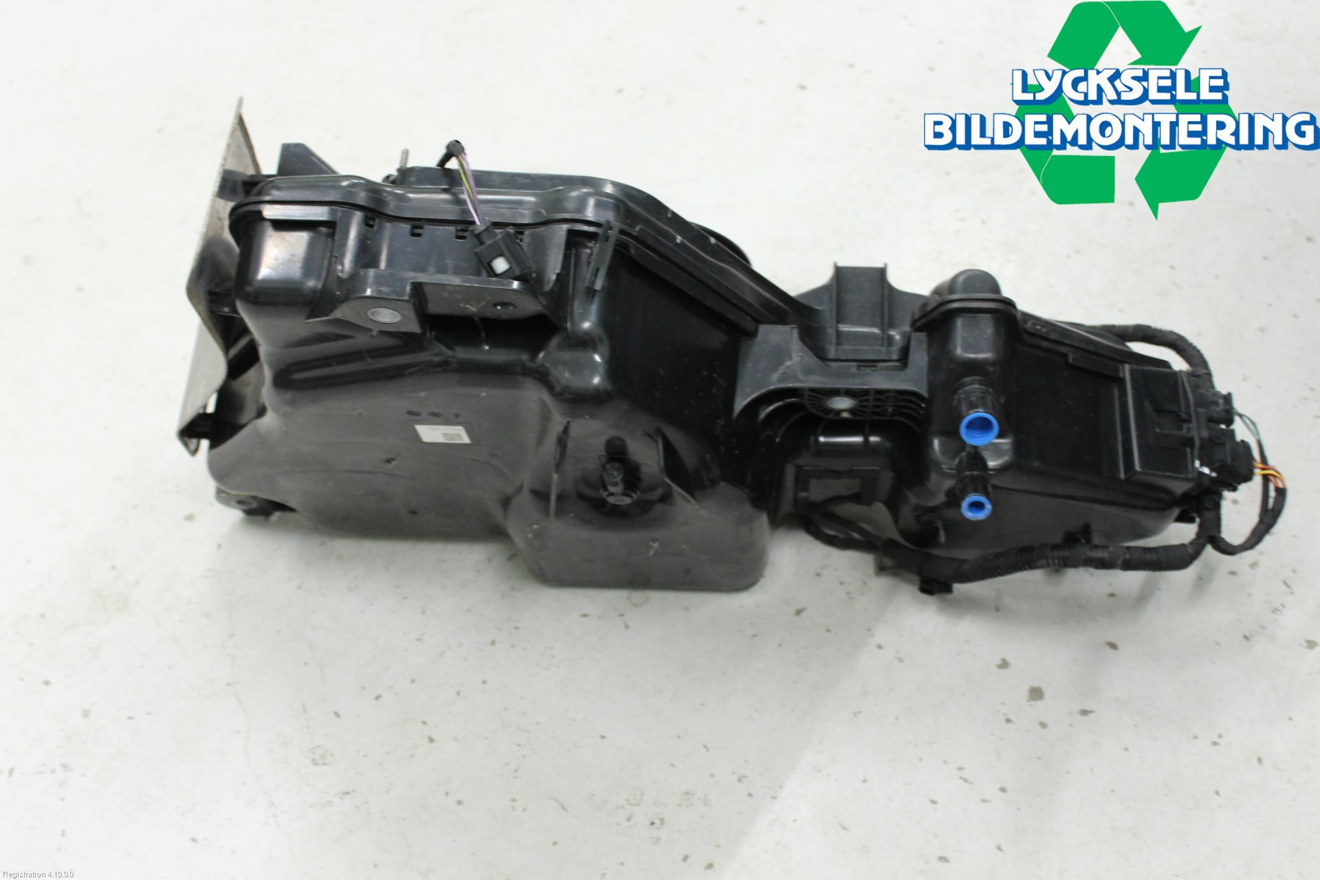 Volkswagen VW T-ROC 18- Adblue Tank