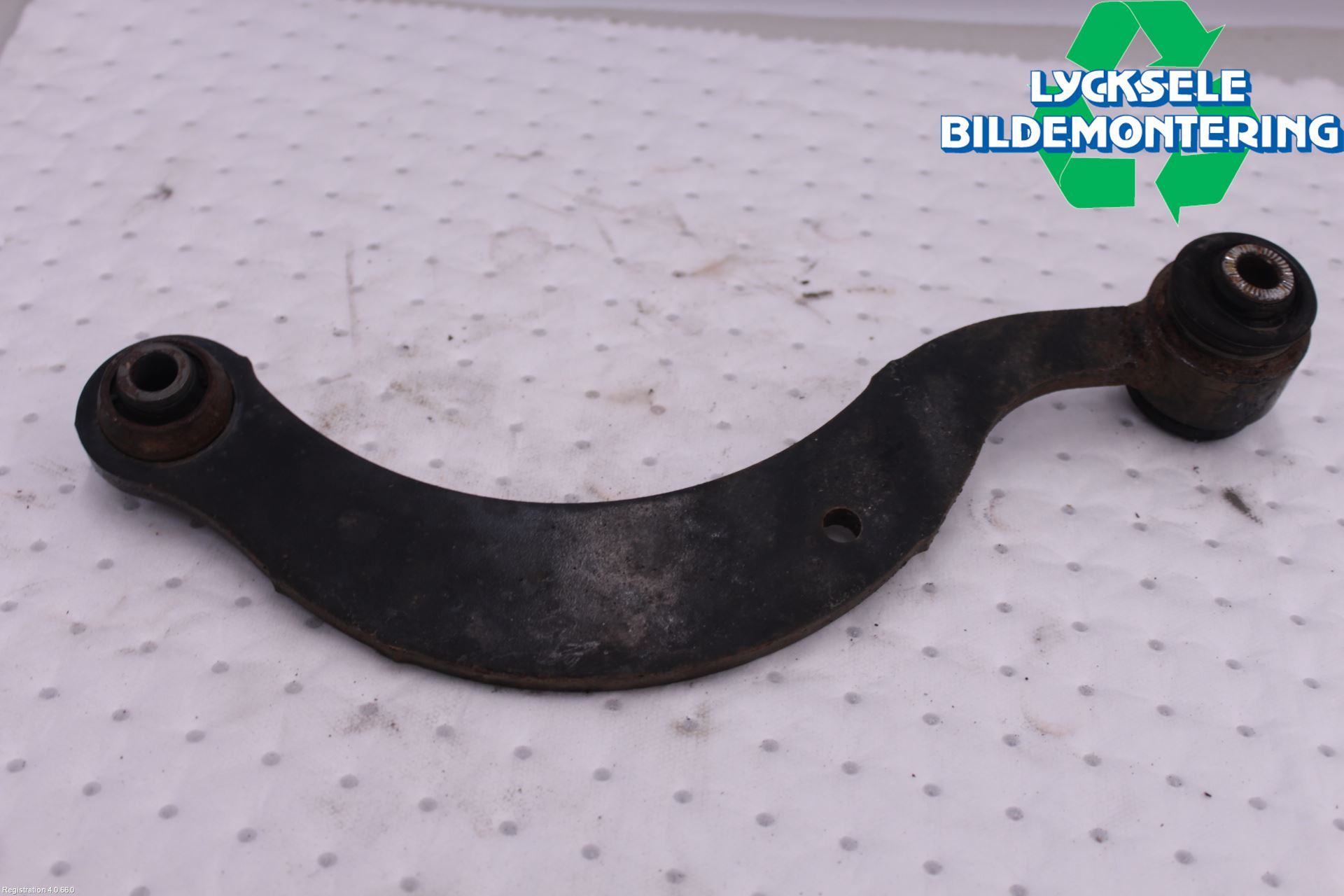 Toyota AURIS 13-19 Bärarm Bak Övre Höger