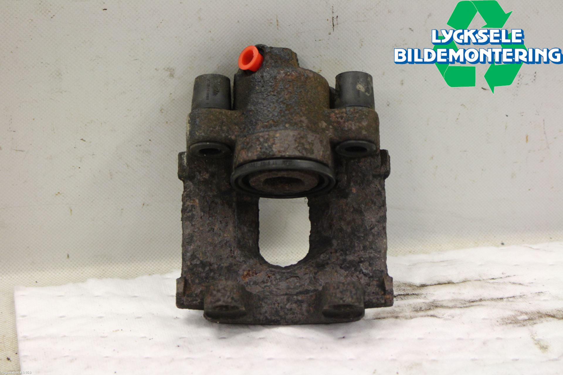 BMW 3 E46      98-05 Bromsok Bak Vänster