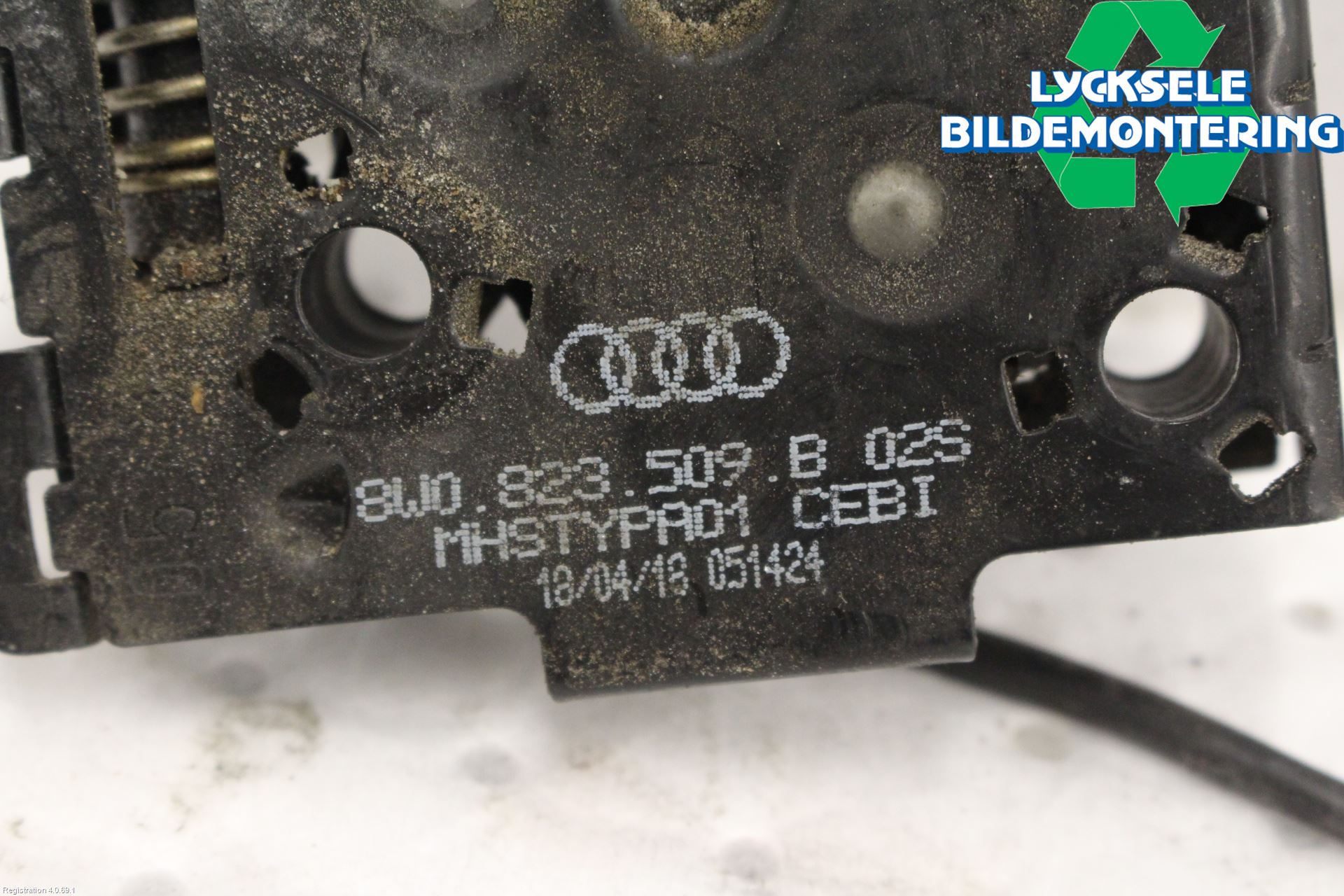 Audi A4/S4 B9 16-19 Huvlås