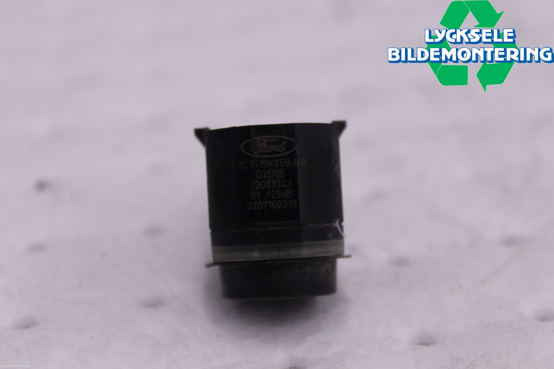 Ford FOCUS 15-18 Parkeringshjälp Backsensor