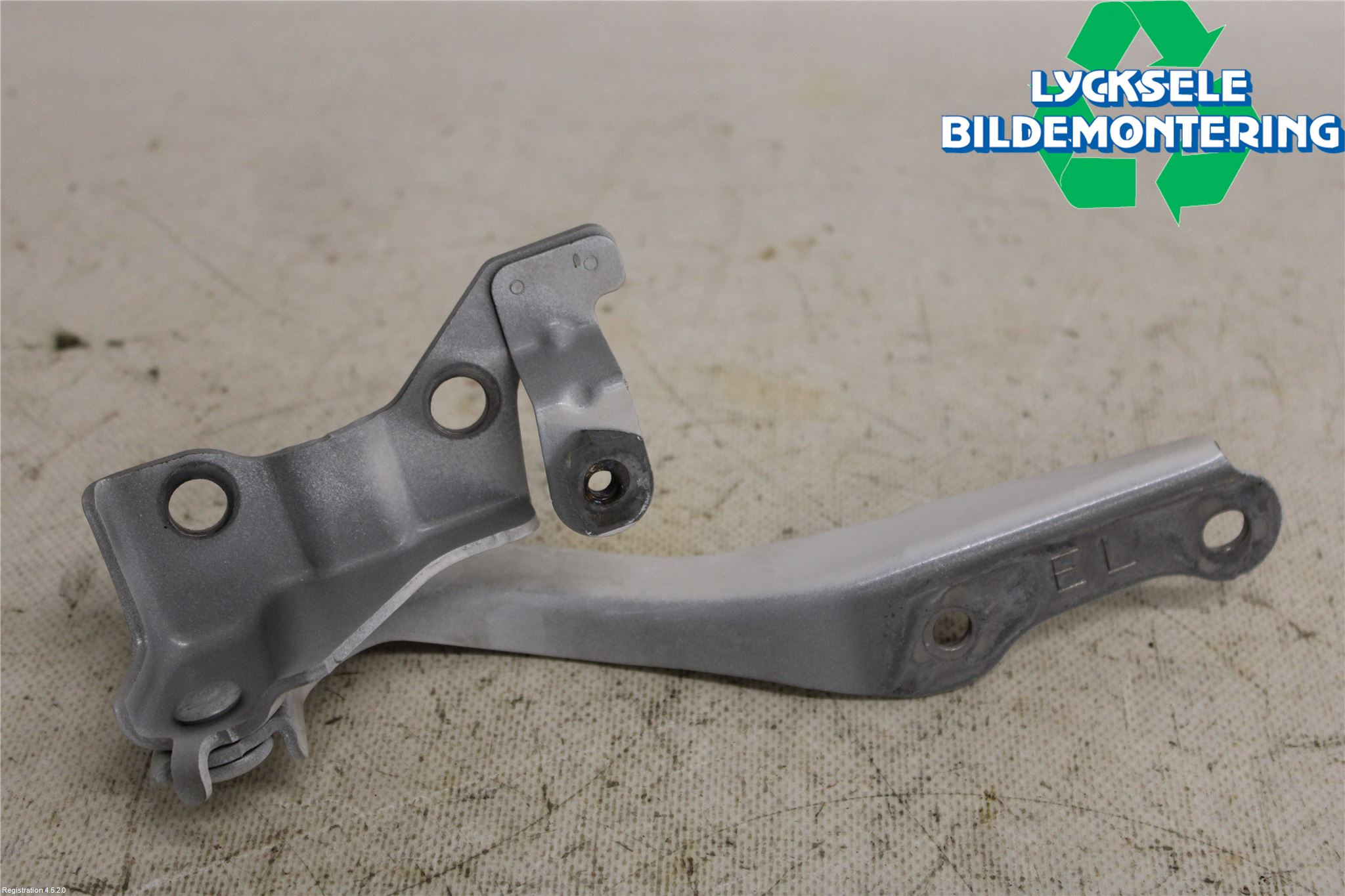Subaru OUTBACK 10-15 Huvgångjärn