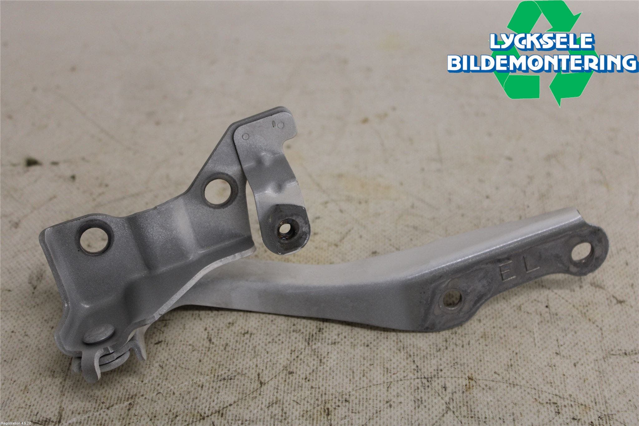 Subaru OUTBACK 10-15 Huvgångjärn