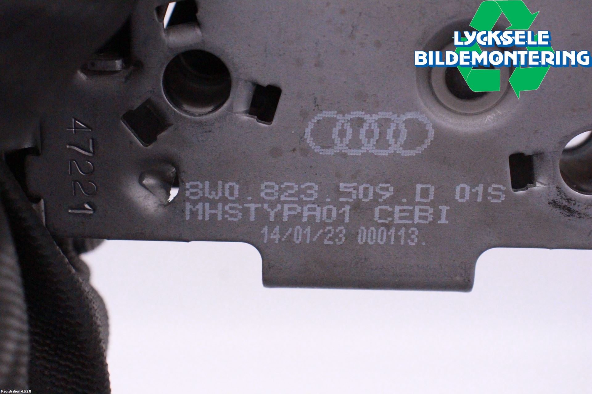 Audi A4/S4 B9 20- Huvlås