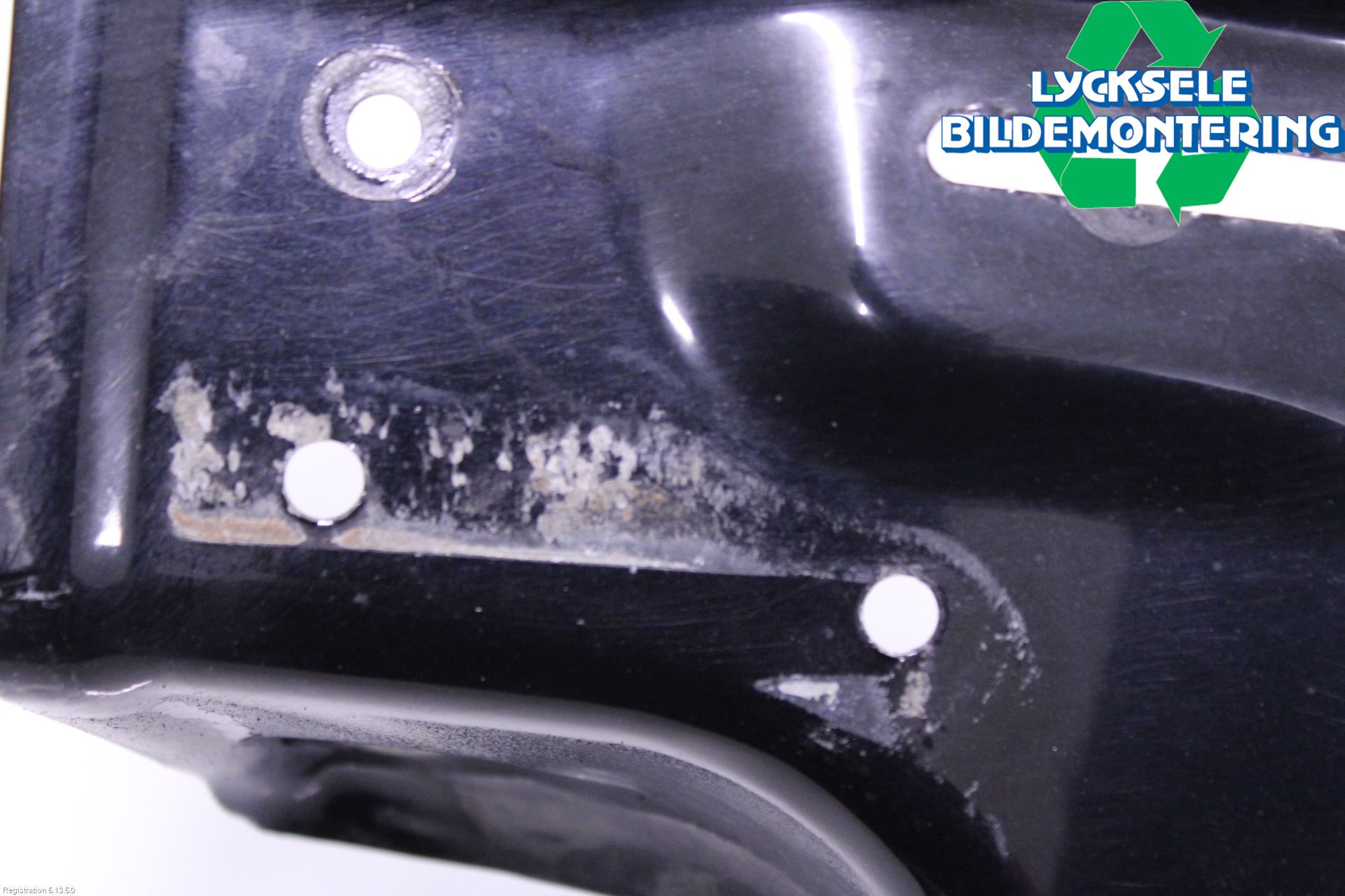 Volkswagen VW AMAROK 2H 10-22 Front Huvlåsplåt-Balk