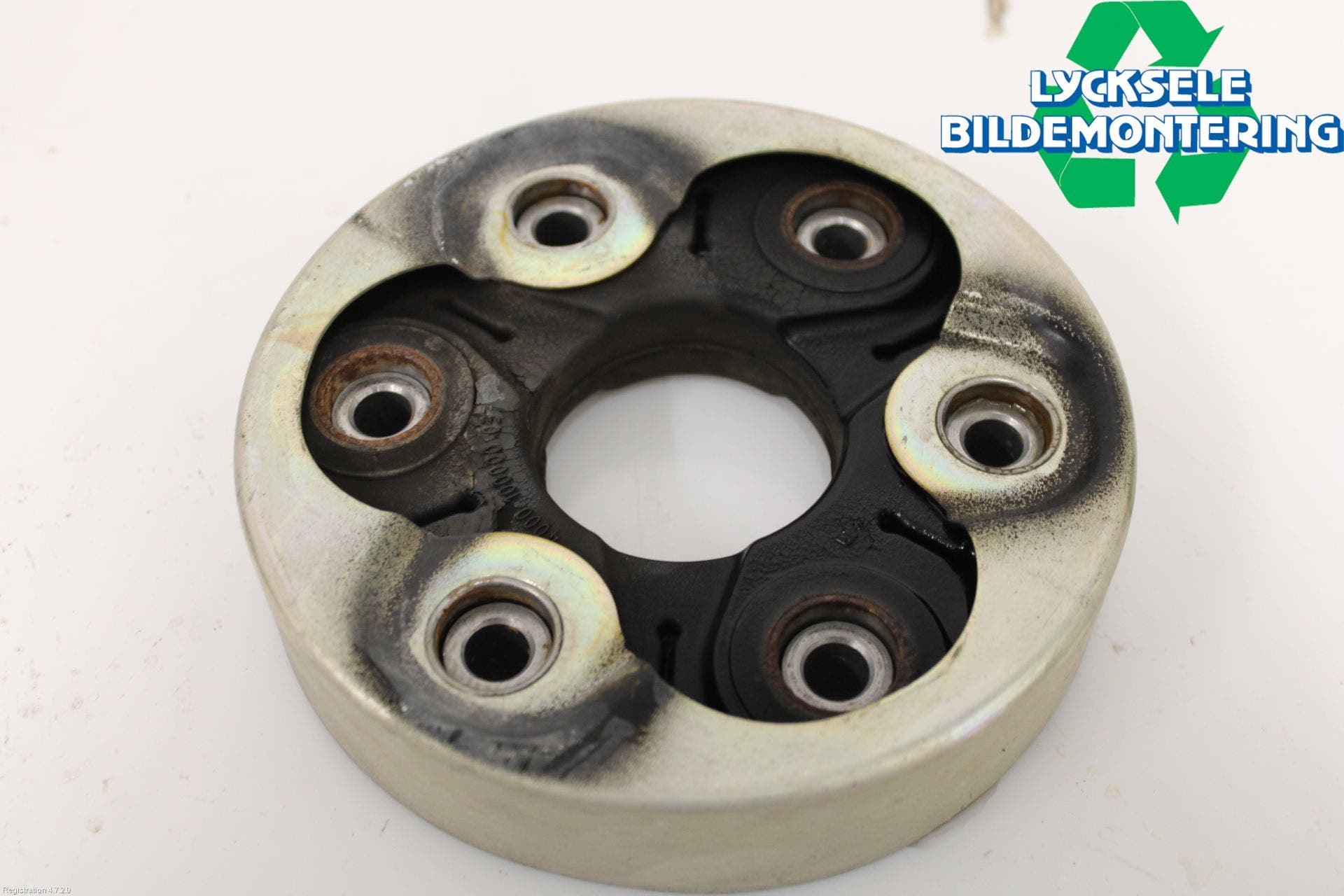 Volkswagen VW T-ROC 18- Mellanaxel Gummiknut