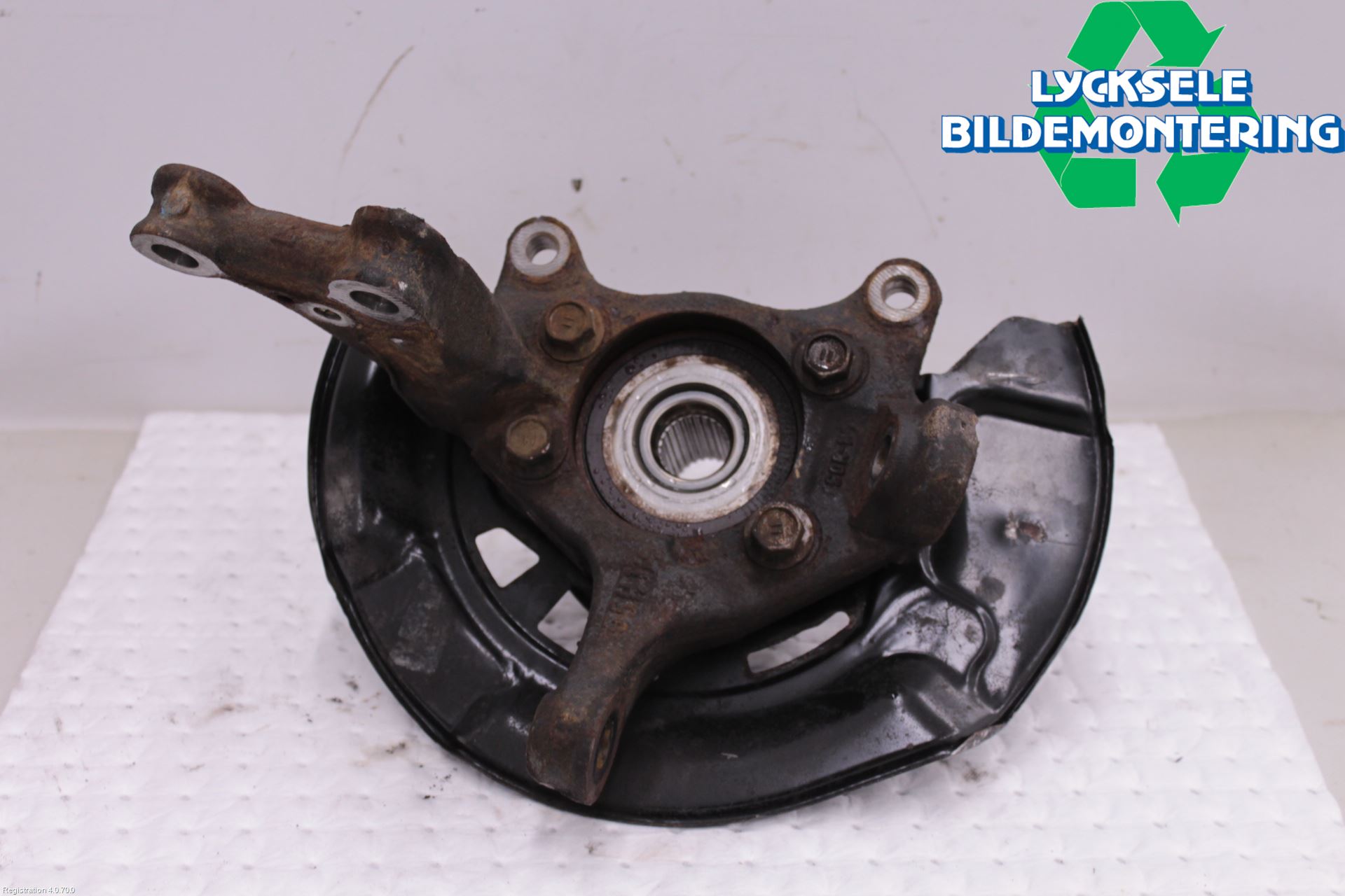 Toyota VERSO 09-18 Styrspindel Lagerhus Vä