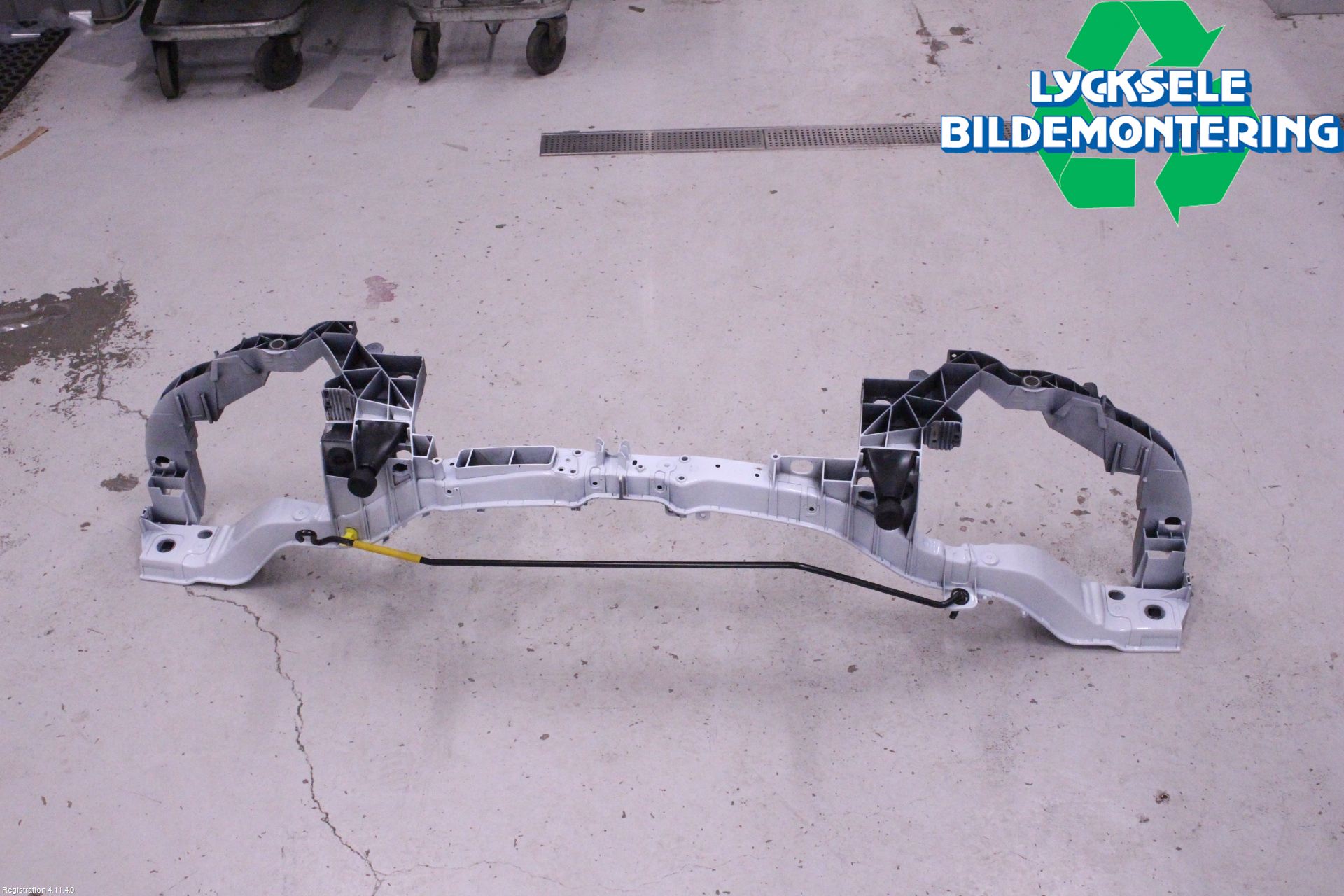 Ford KUGA 13-16 Frontkorg