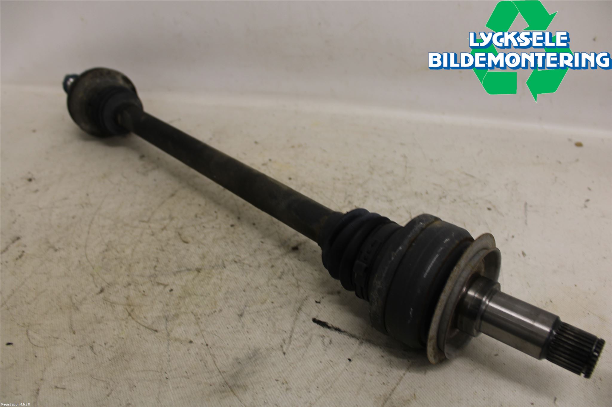 Mercedes-Benz MB S-KLASS (W222) 13-20 Drivaxel Bak Vänster