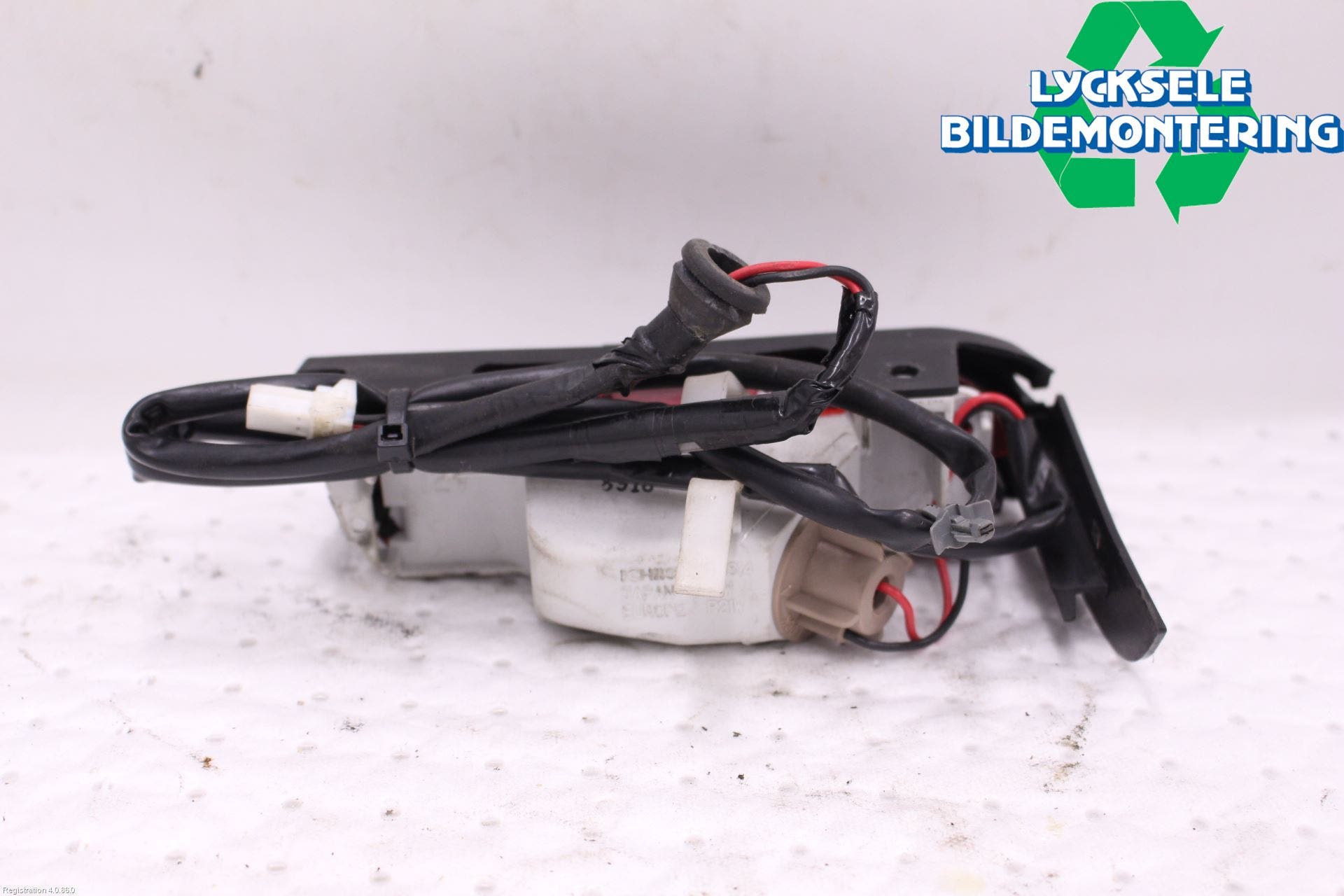 Nissan PATROL Bromsljus Bakruta