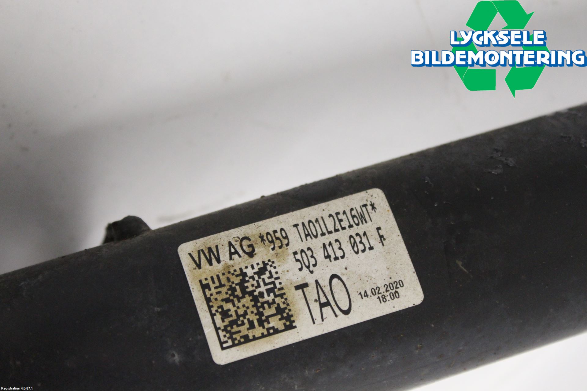 Seat ATECA 16->> Fjäderben Fram Höger