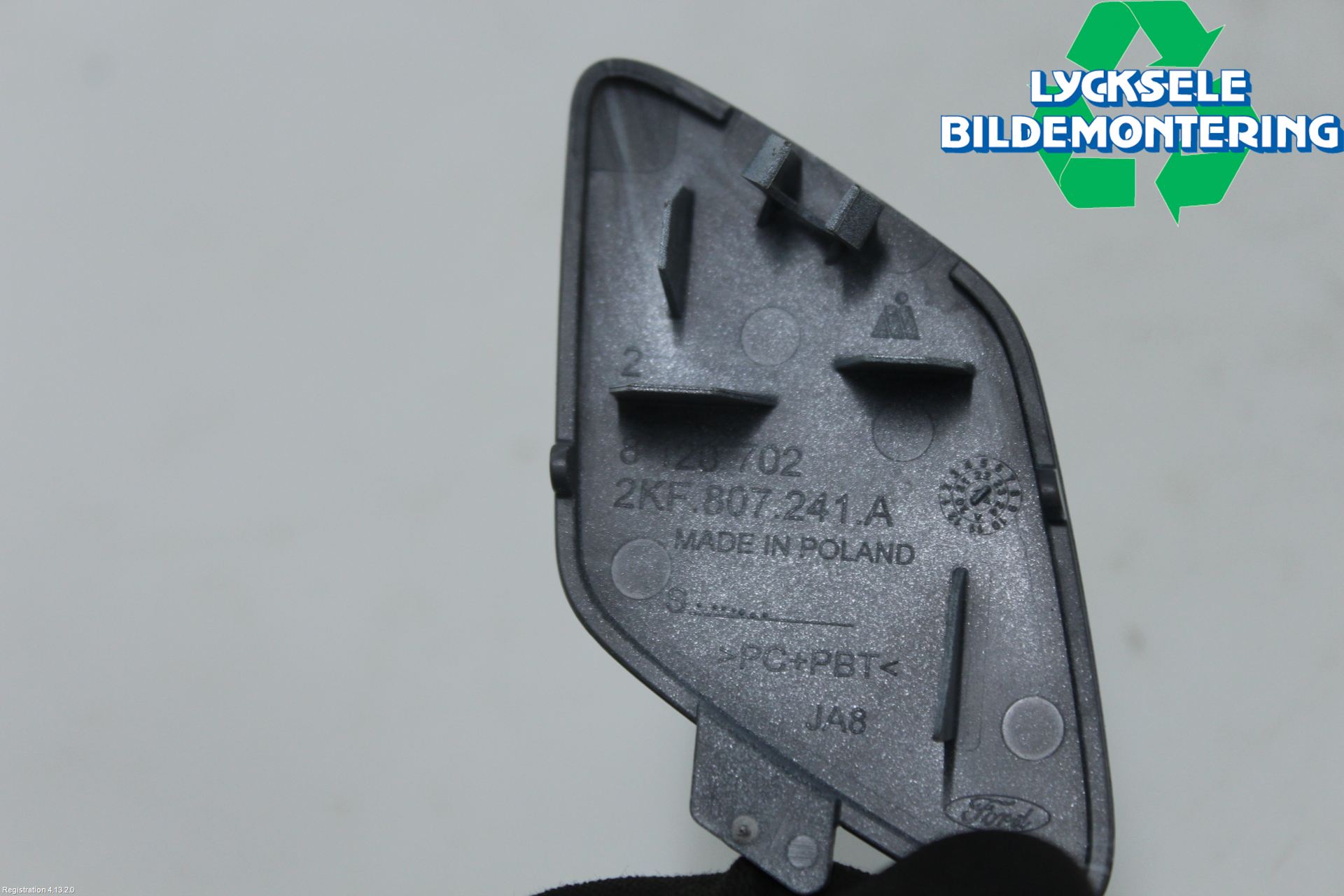 Ford TRANSIT/TOURNEO CONNECT 22- Stöt Utfyllnad-List-Grill