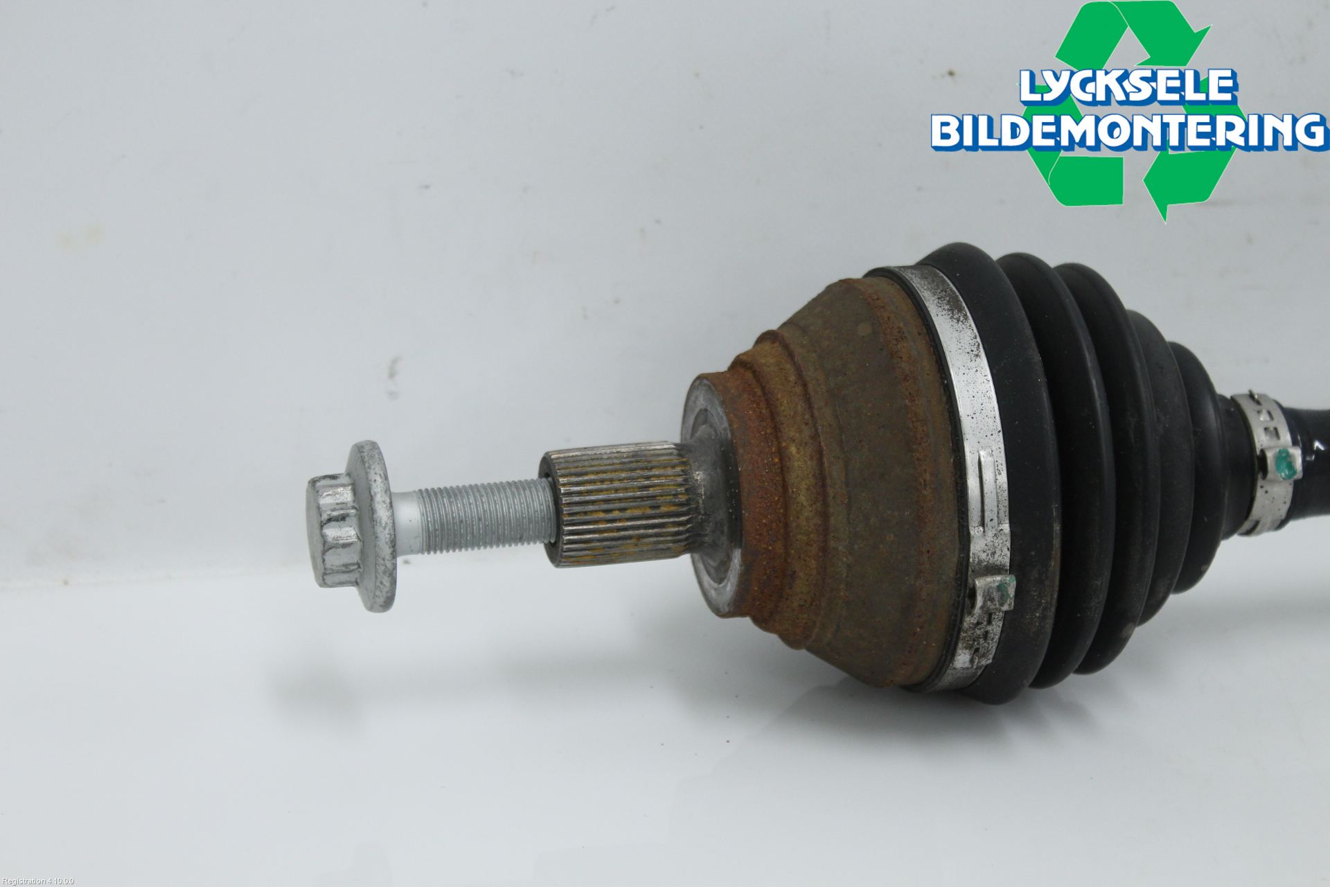 Volkswagen VW T-ROC 18- Drivaxel Fram Vänster