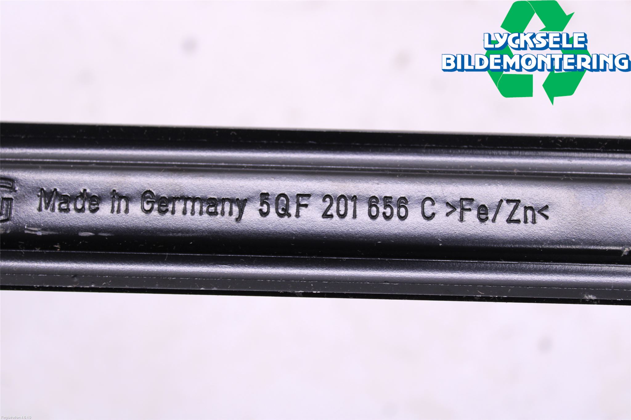 Skoda KODIAQ 17-24 Bränsletanksband